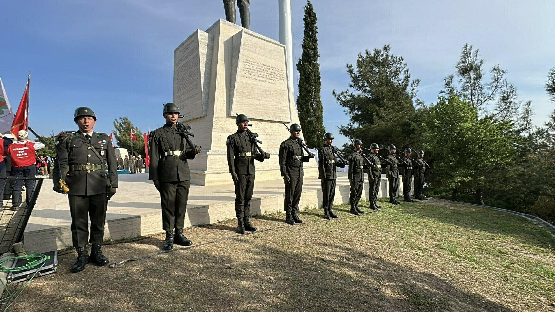57. Alay Sancağı Teslimi