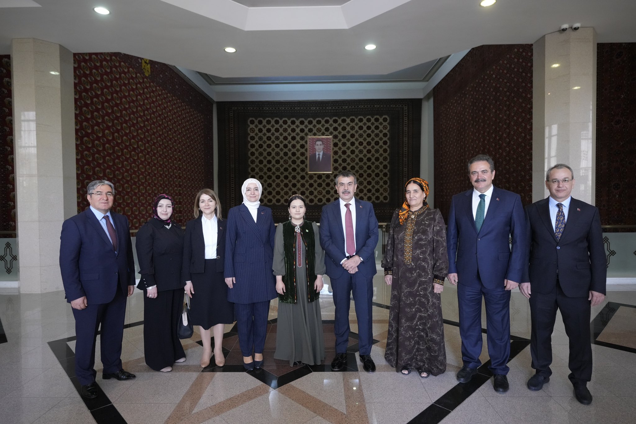 Yusuf Tekin Türkmenistan ziyareti