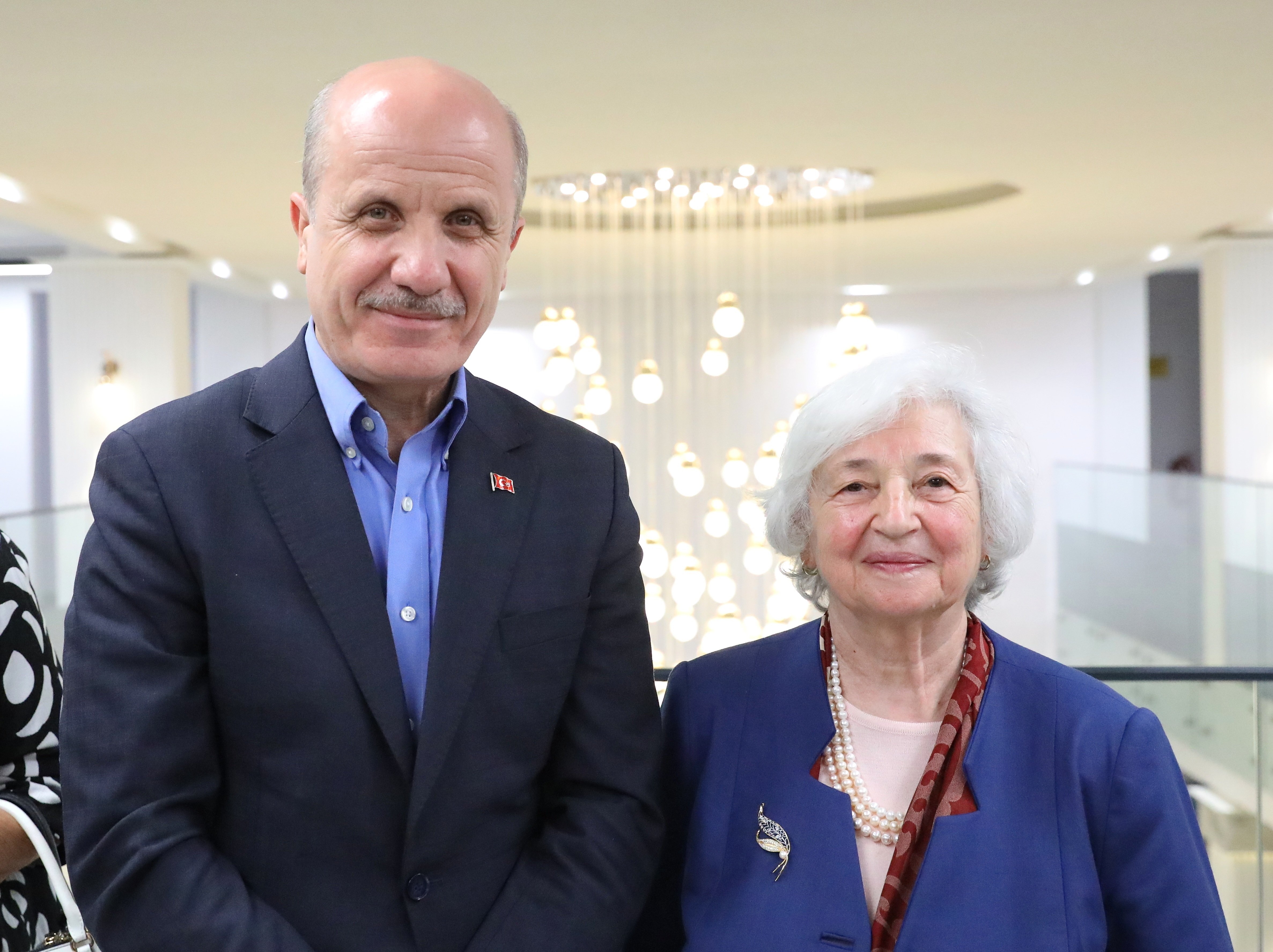 YÖK Başkanı Erol Özvar konuşma yapıyor