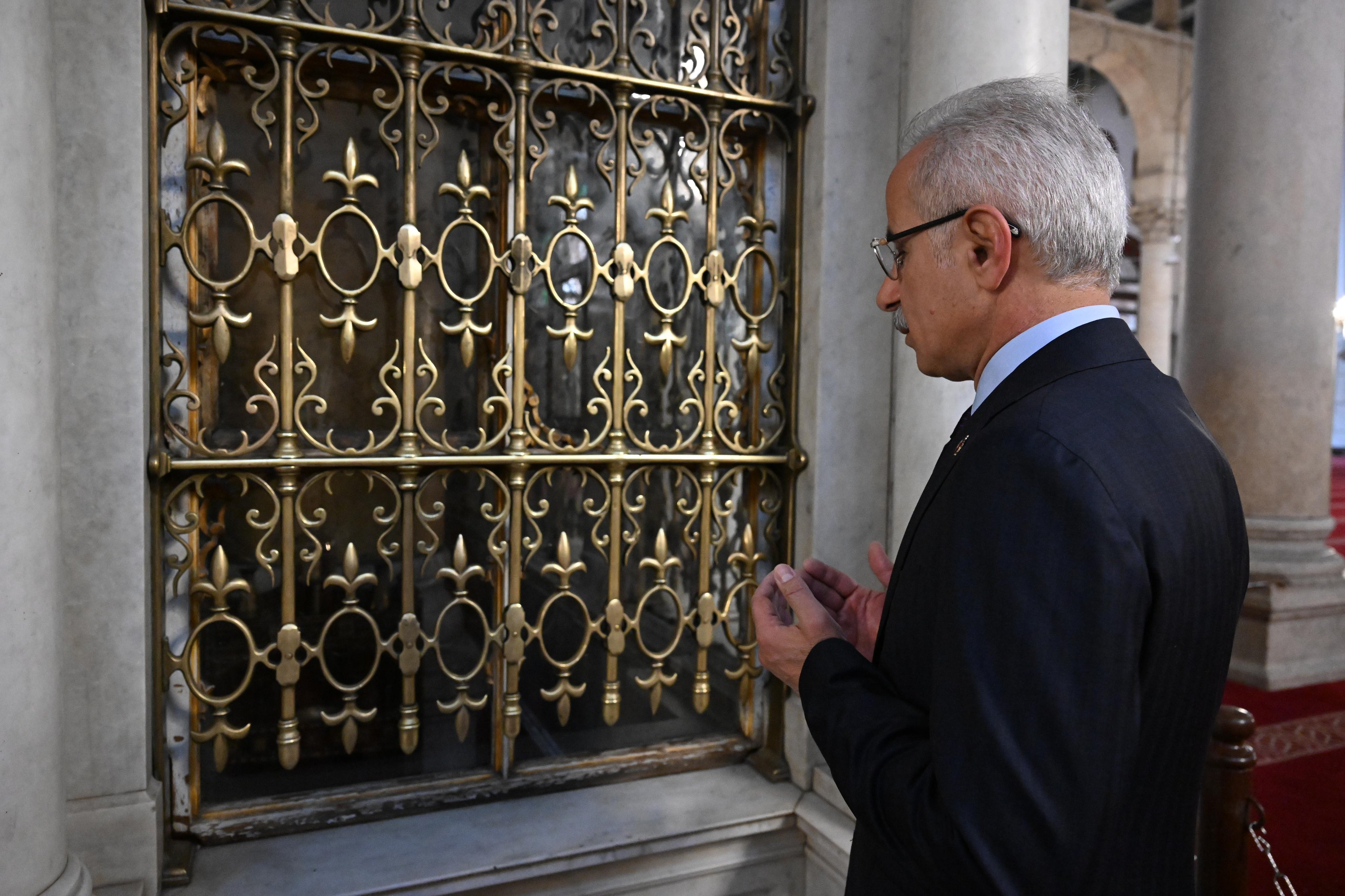 Abdulkadir Uraloğlu Selahaddin Eyyübi Türbesi
