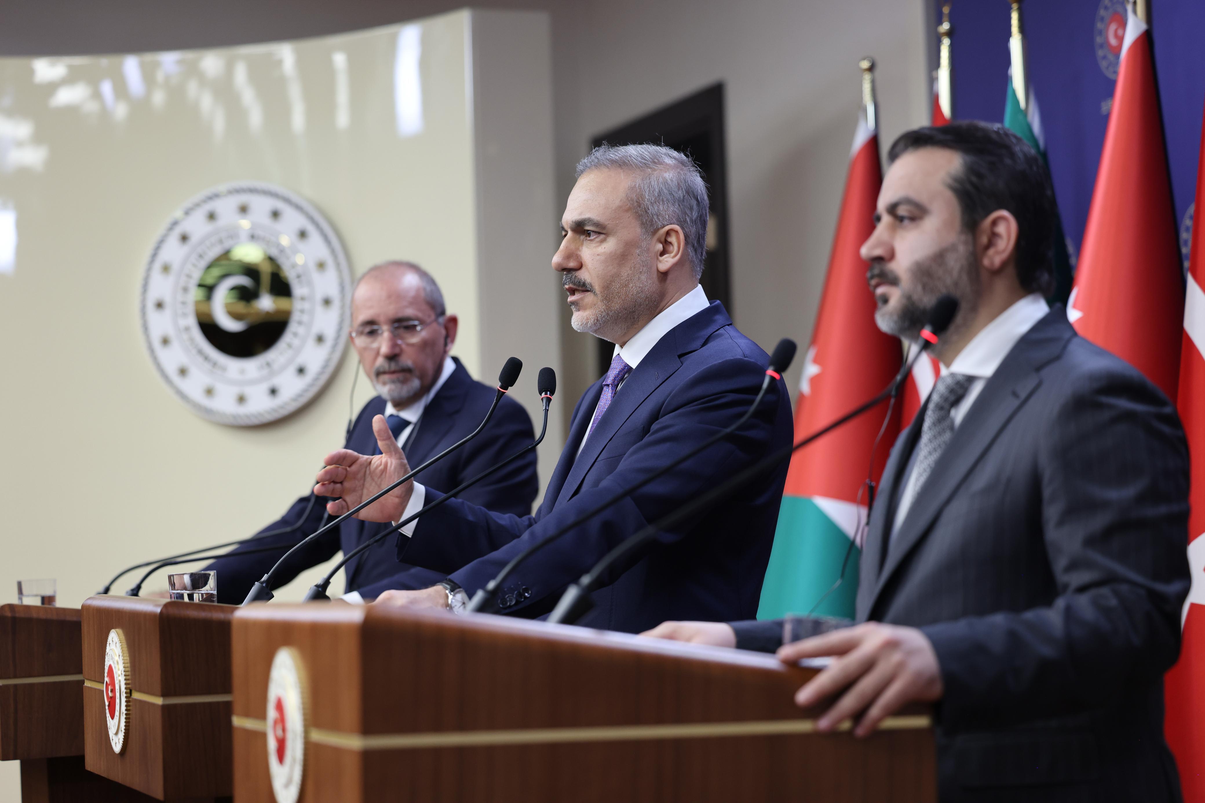 Hakan Fidan Üçlü Toplantı