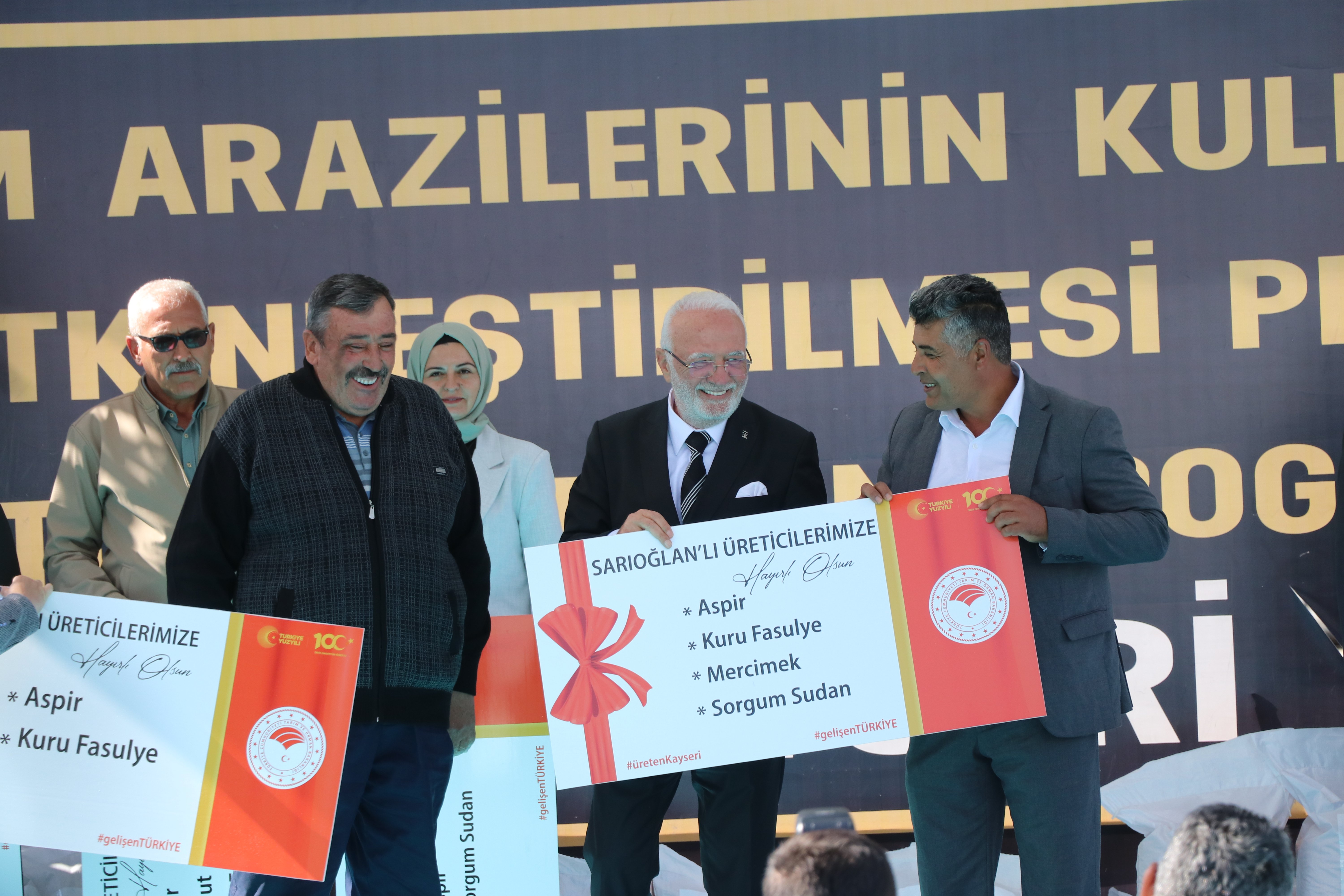 AK Partili Elitaş konuşma