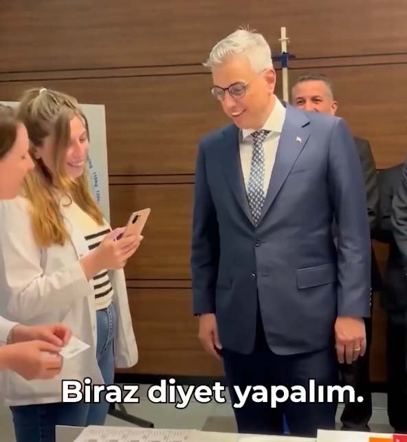 Sağlık Bakanı Kemal Memişoğlu