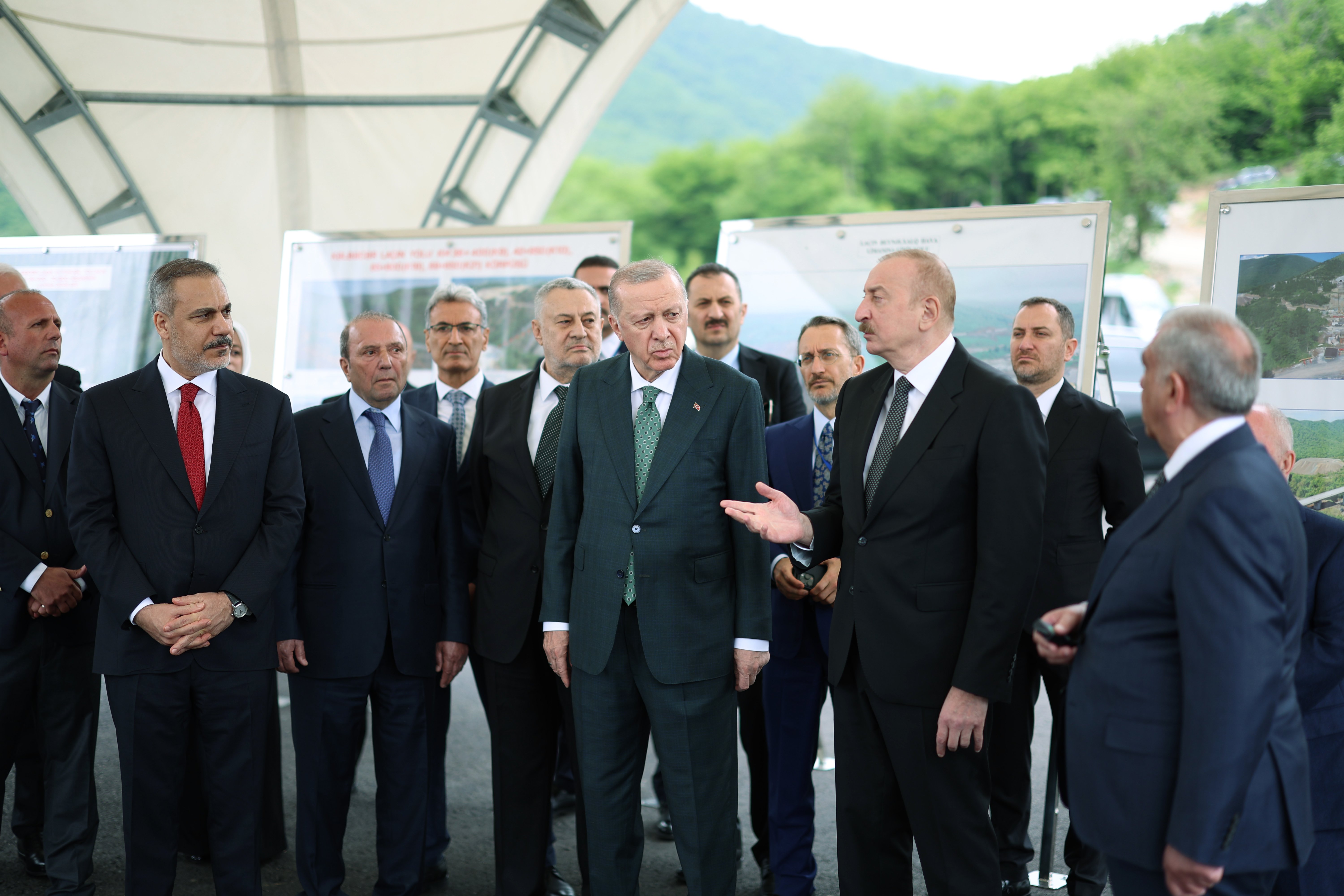 Erdoğan ve Aliyev Otoyol İncelemesi