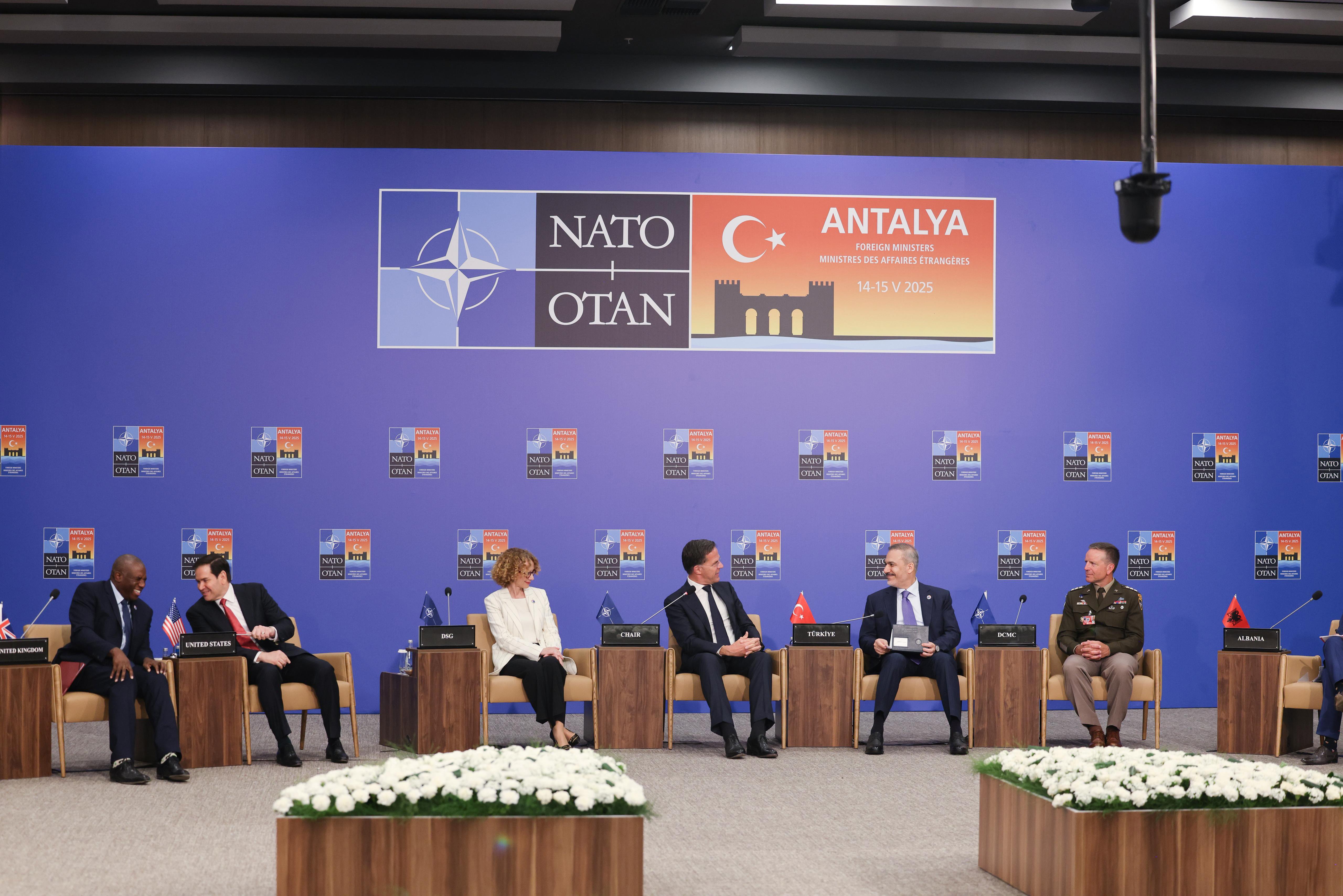 Hakan Fidan NATO Toplantısı