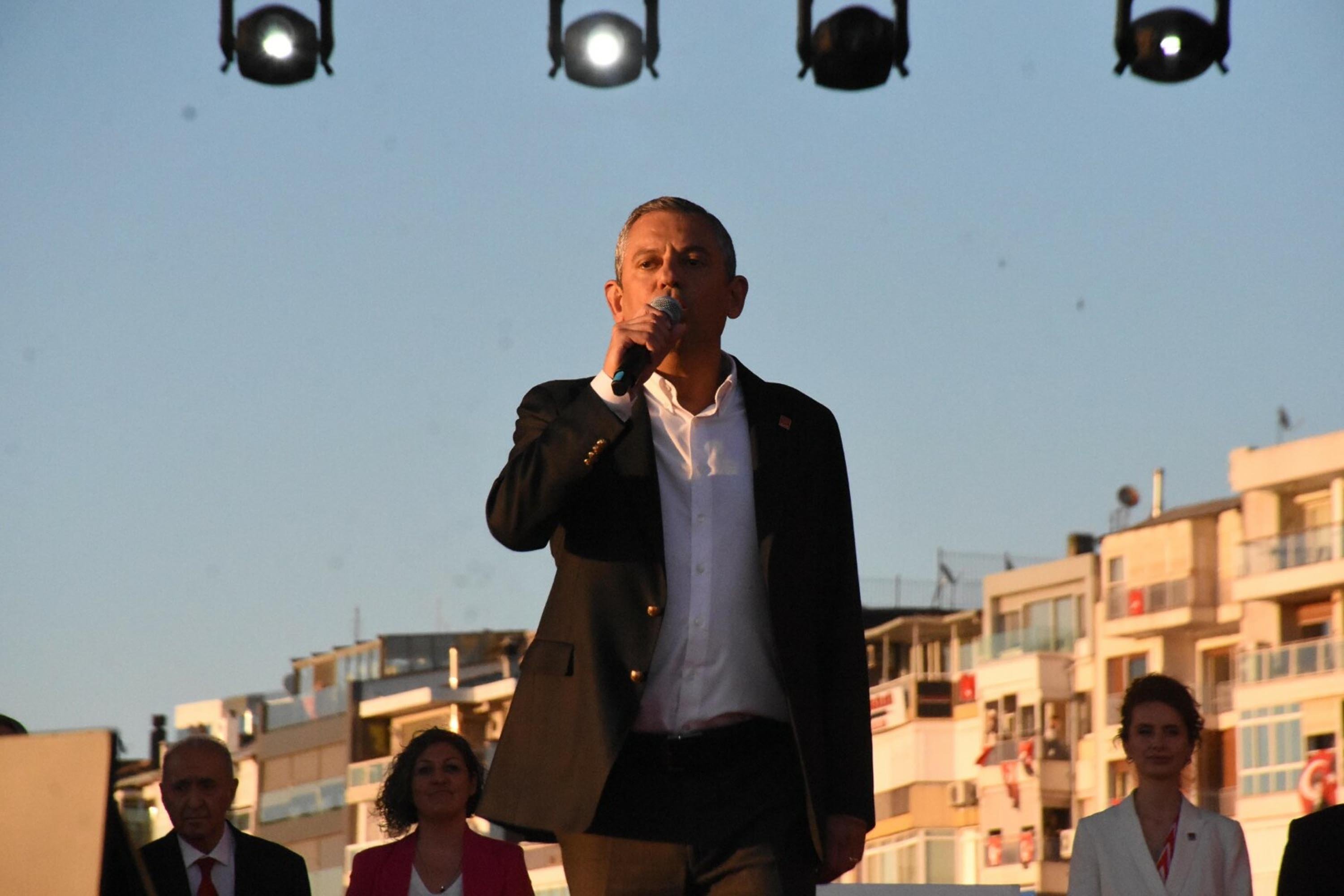 Özgür Özel İzmir Mitingi
