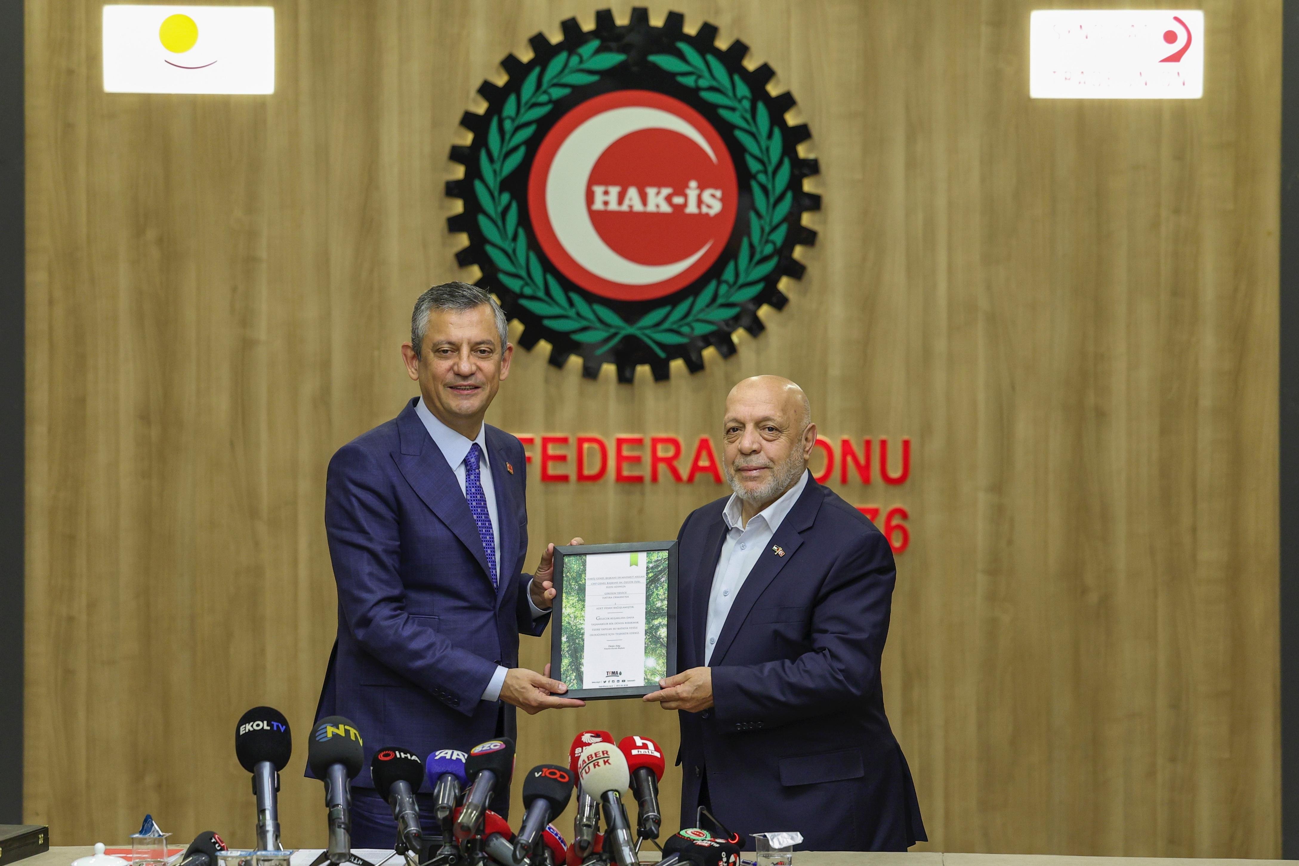 Özgür Özel HAK-İŞ ziyareti
