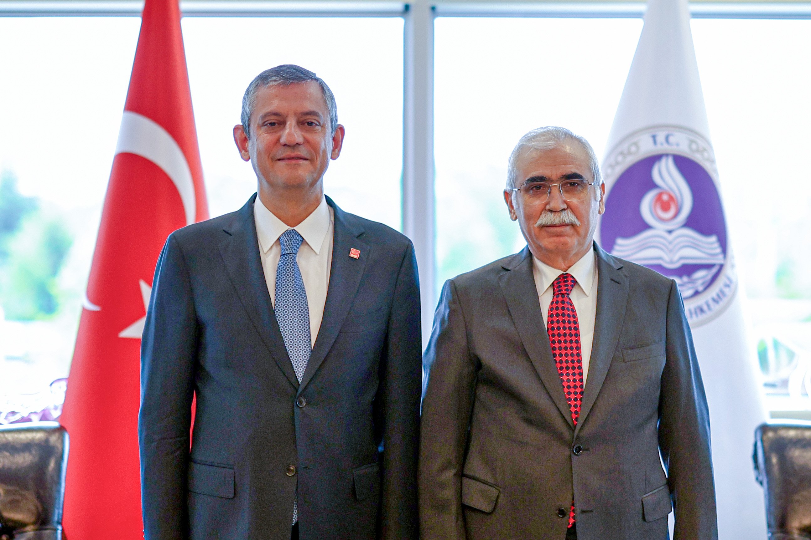 Özgür Özel AYM