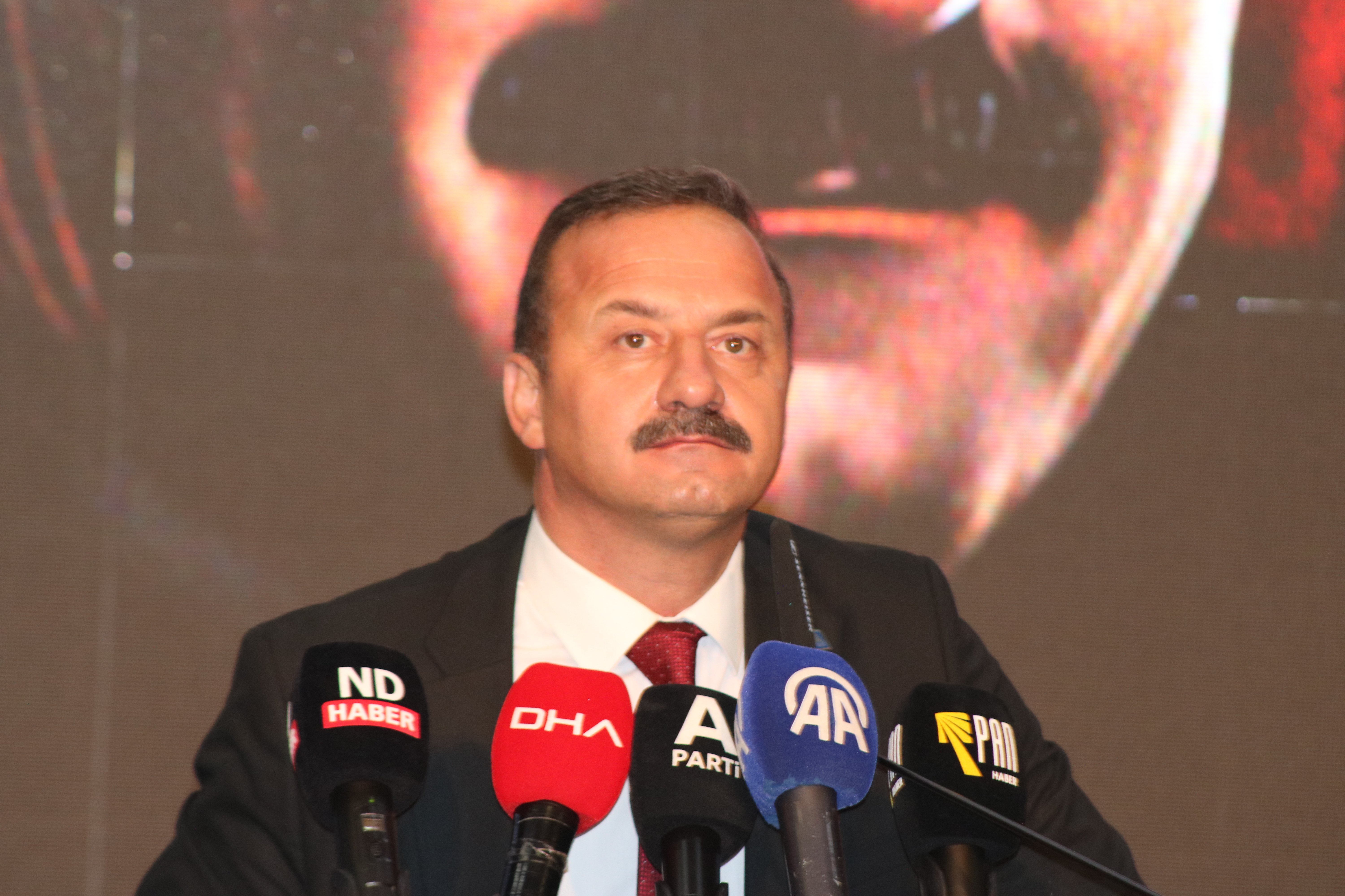 Yavuz Ağıralioğlu konuşma