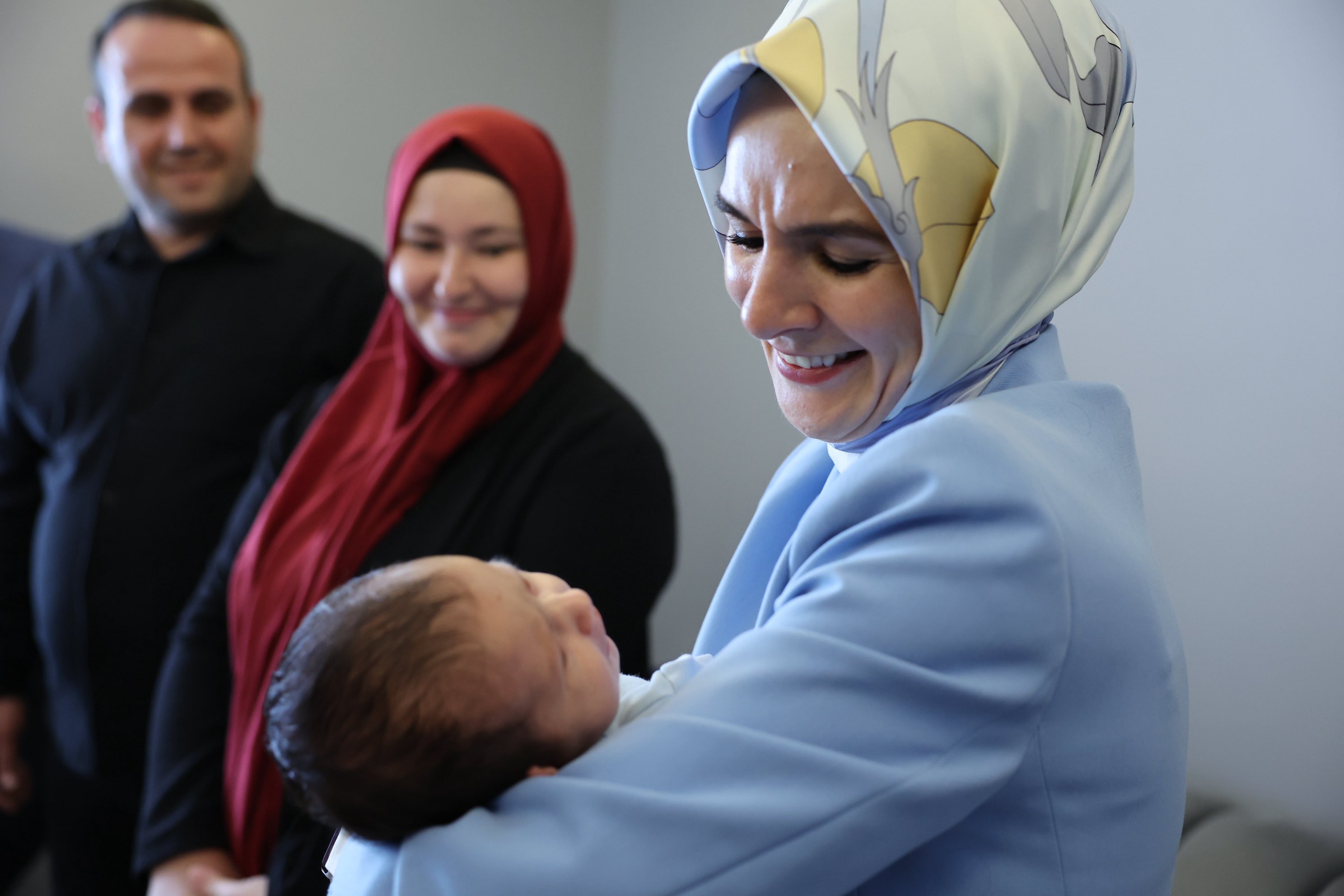 Bakan Göktaş Ceylan Ailesini Ziyaret Etti