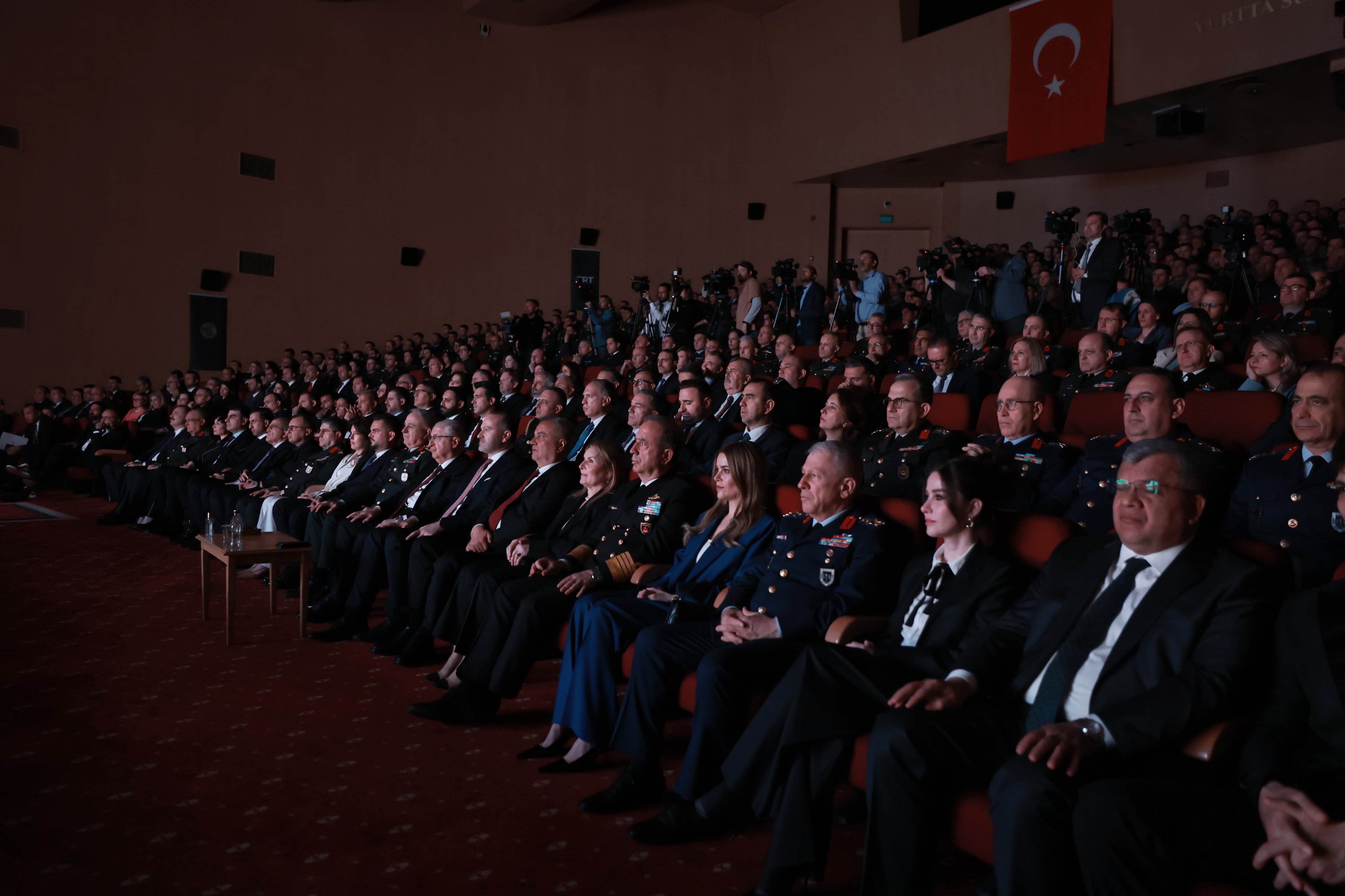 Milli Savunma Bakanı Yaşar Güler