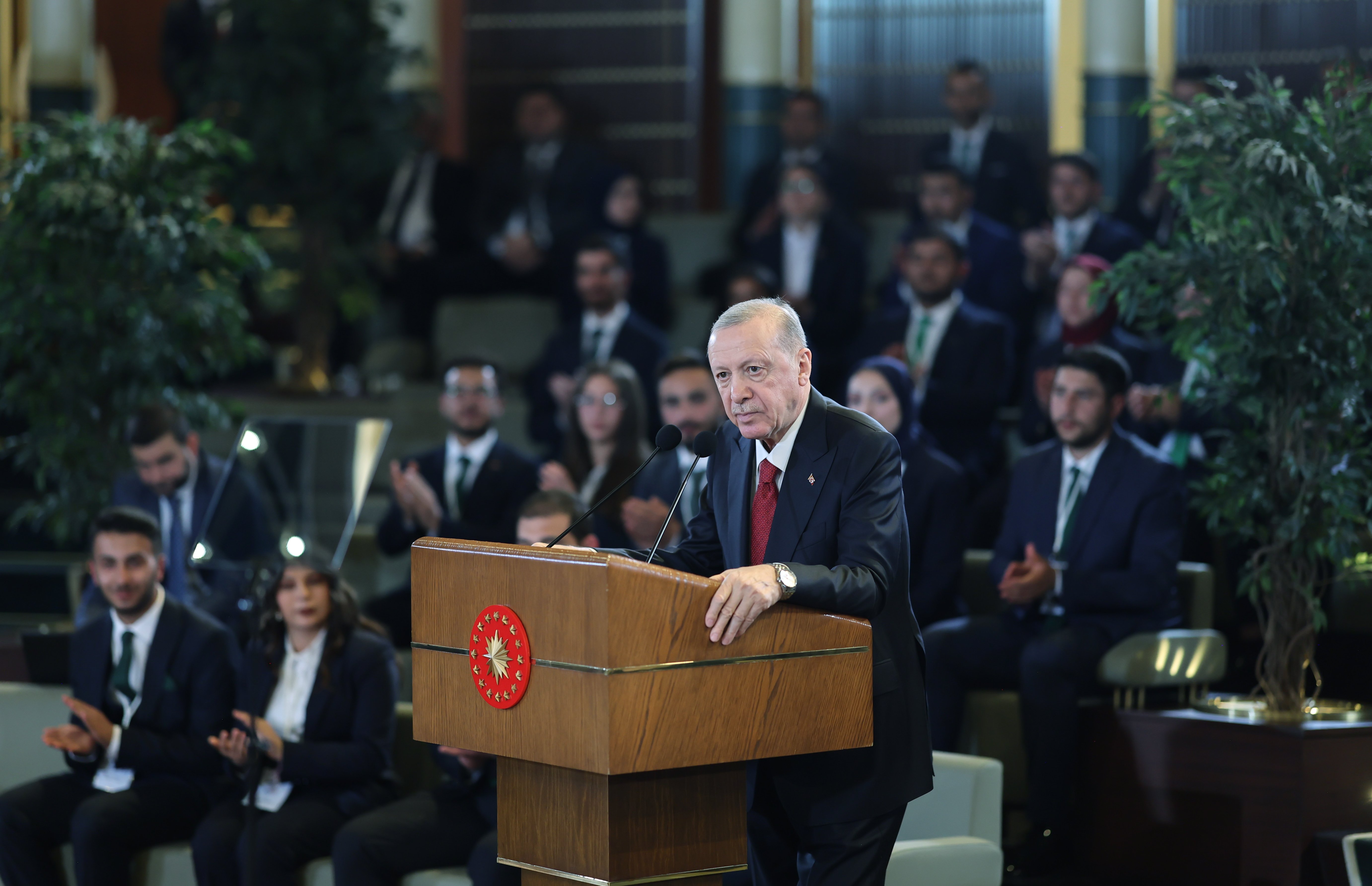 Cumhurbaşkanı Erdoğan gençlerle buluştu
