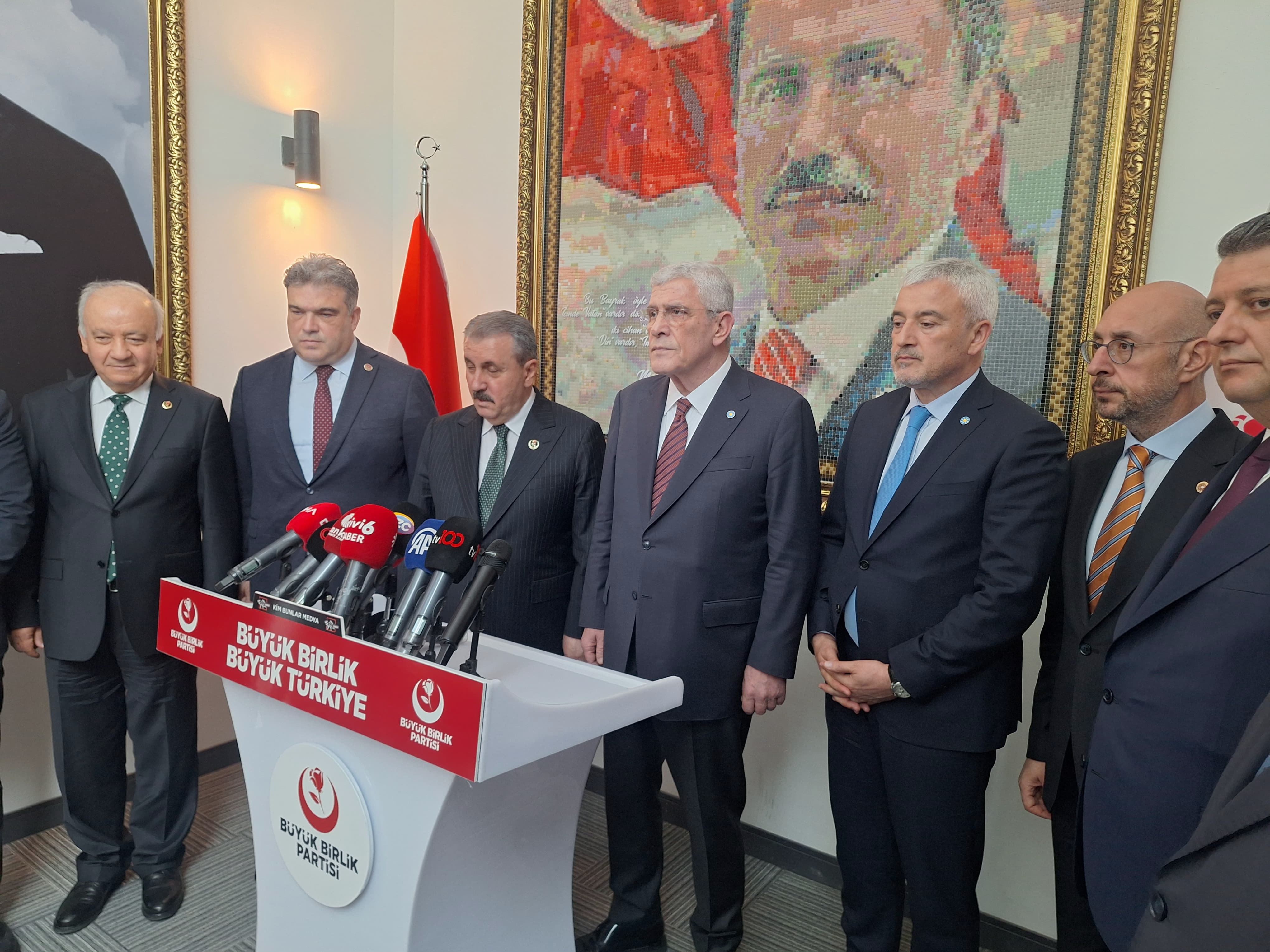 İYİ Parti Genel Başkanı Dervişoğlu BBP Lideri Destici