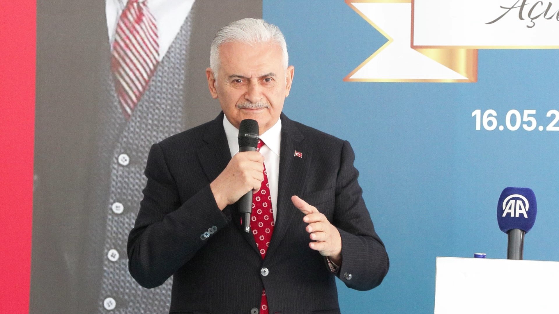 Binali Yıldırım