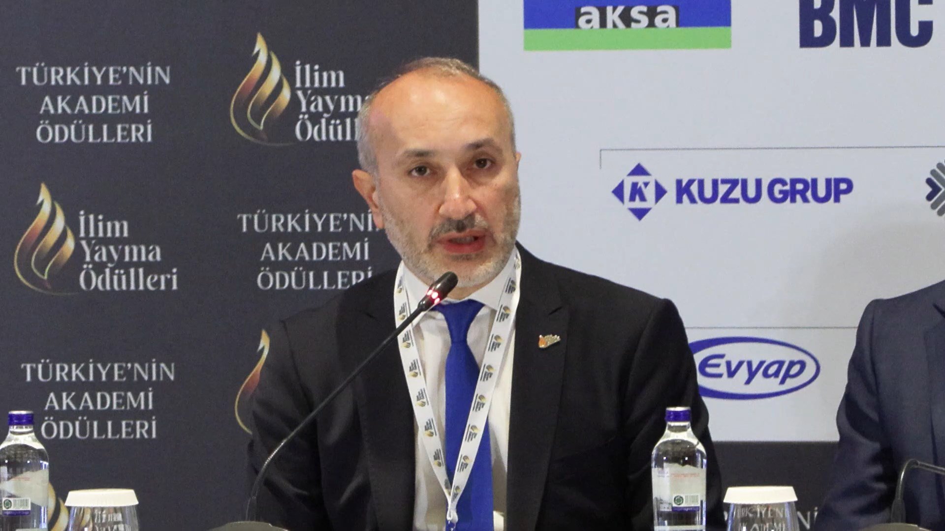 İlim Yayma Ödülleri Komisyonu