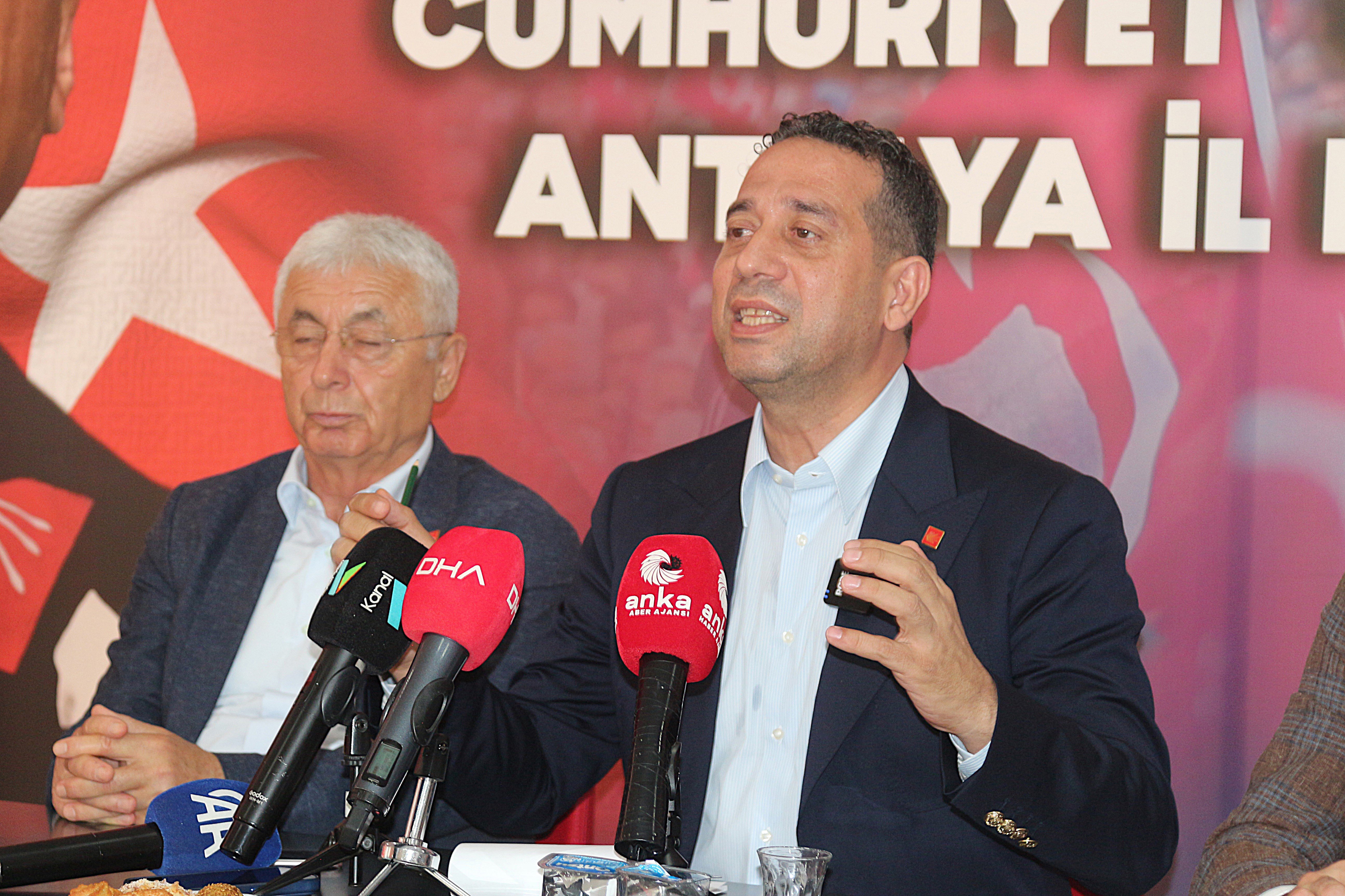 CHP Grup Başkanvekili Ali Mahir Başarır