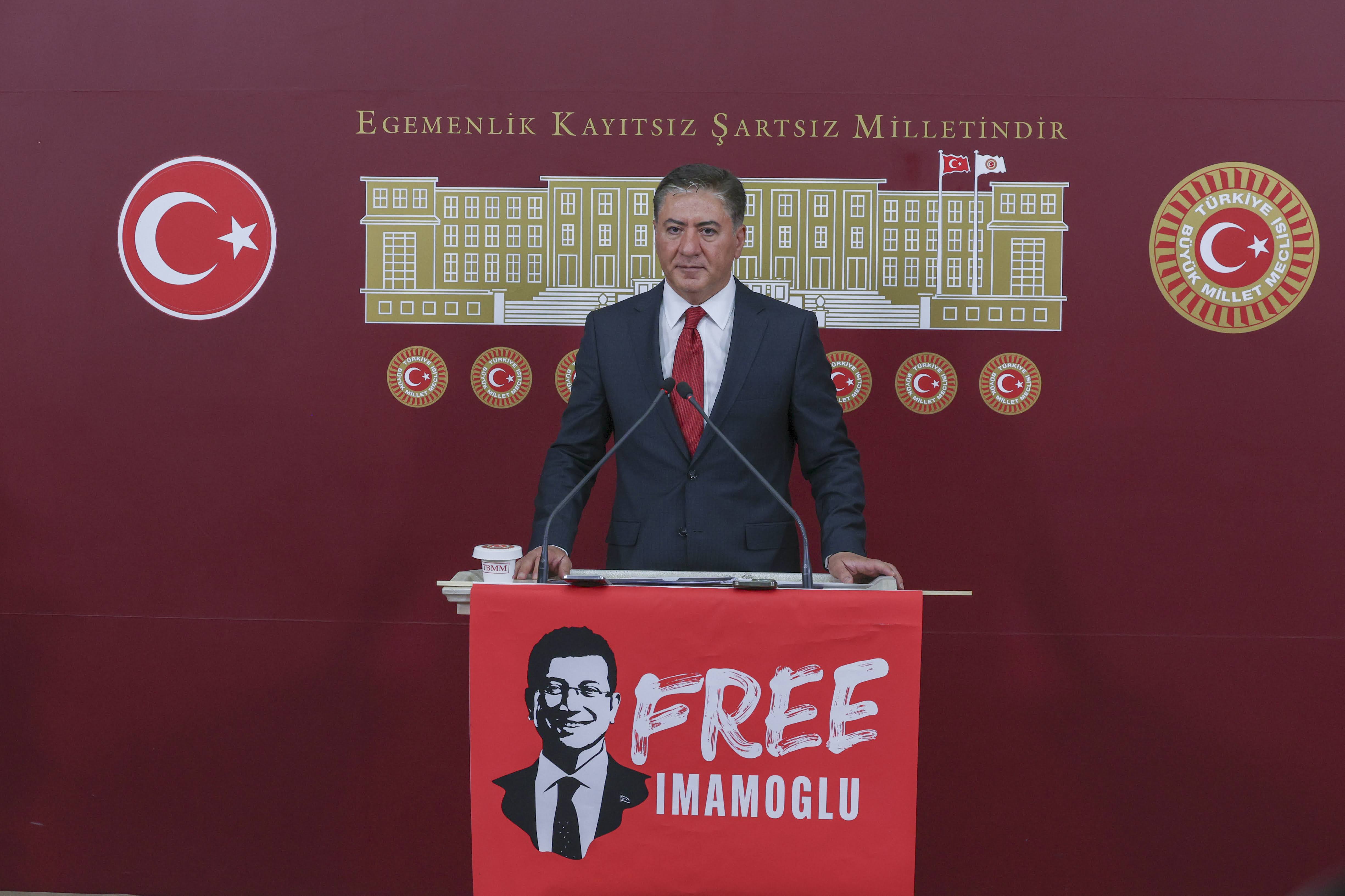 CHP Grup Başkanvekili Murat Emir