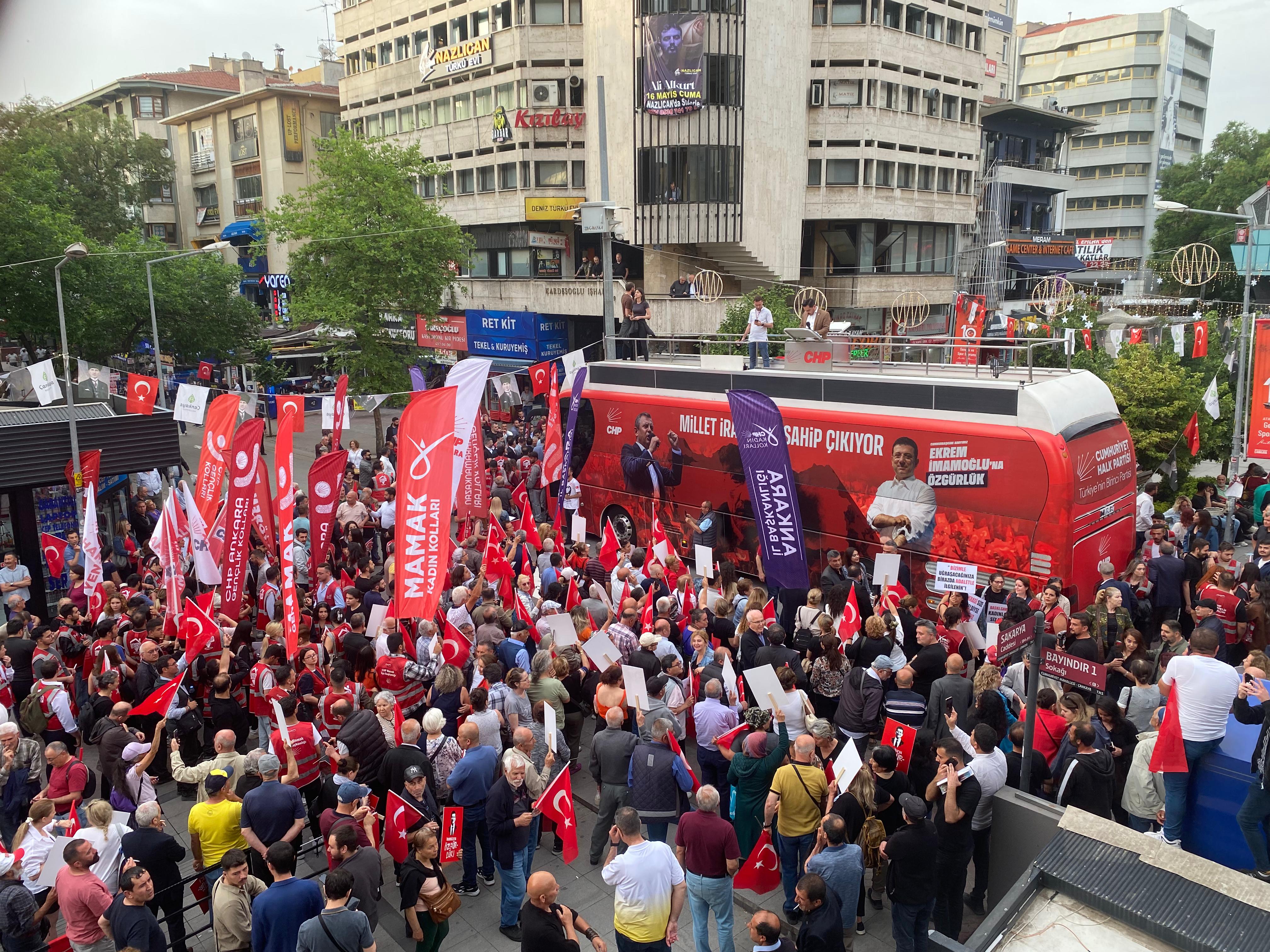 Mansur Yavaş ve Katılımcılar