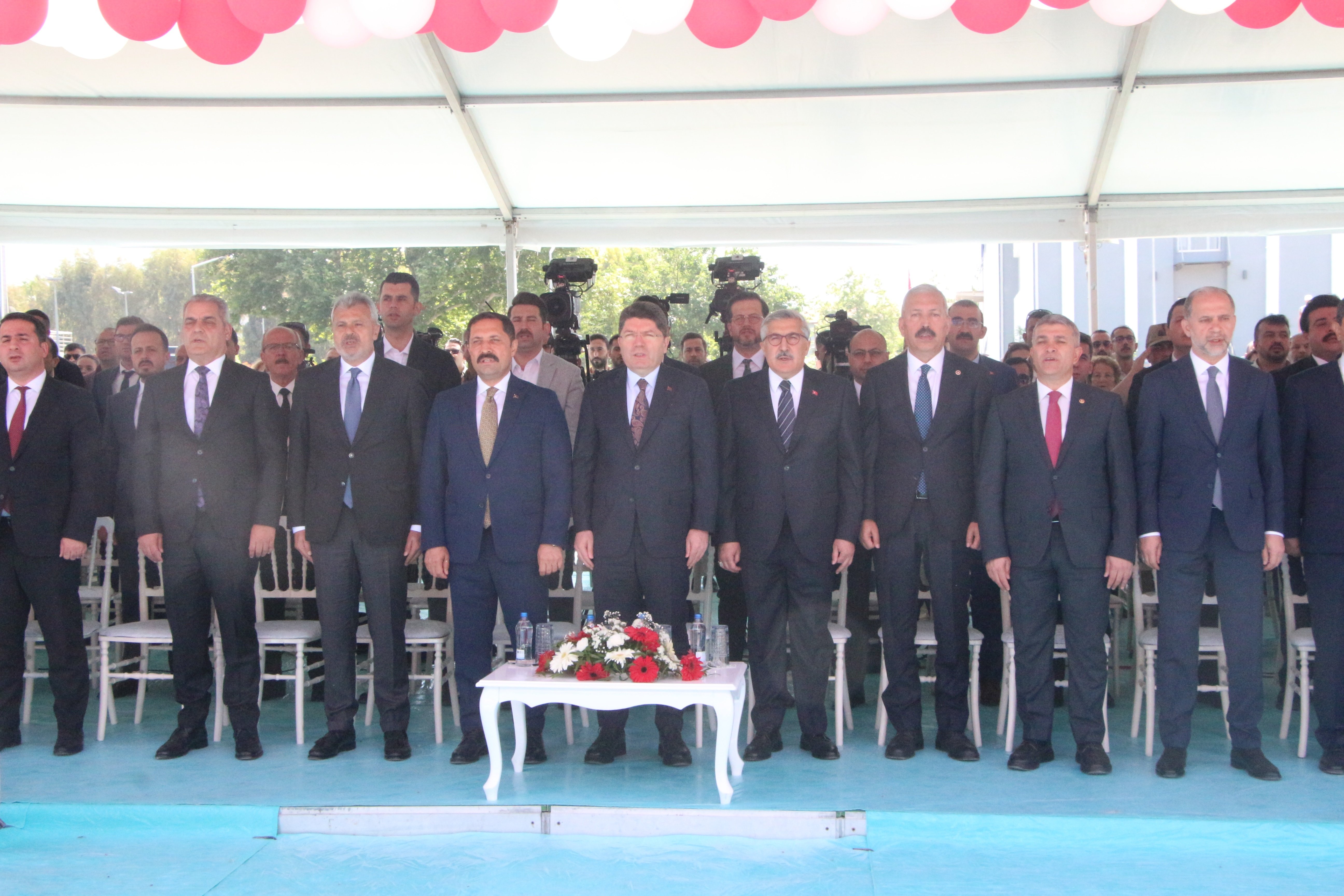Adalet Bakanı Yılmaz Tunç konuşma yapıyor