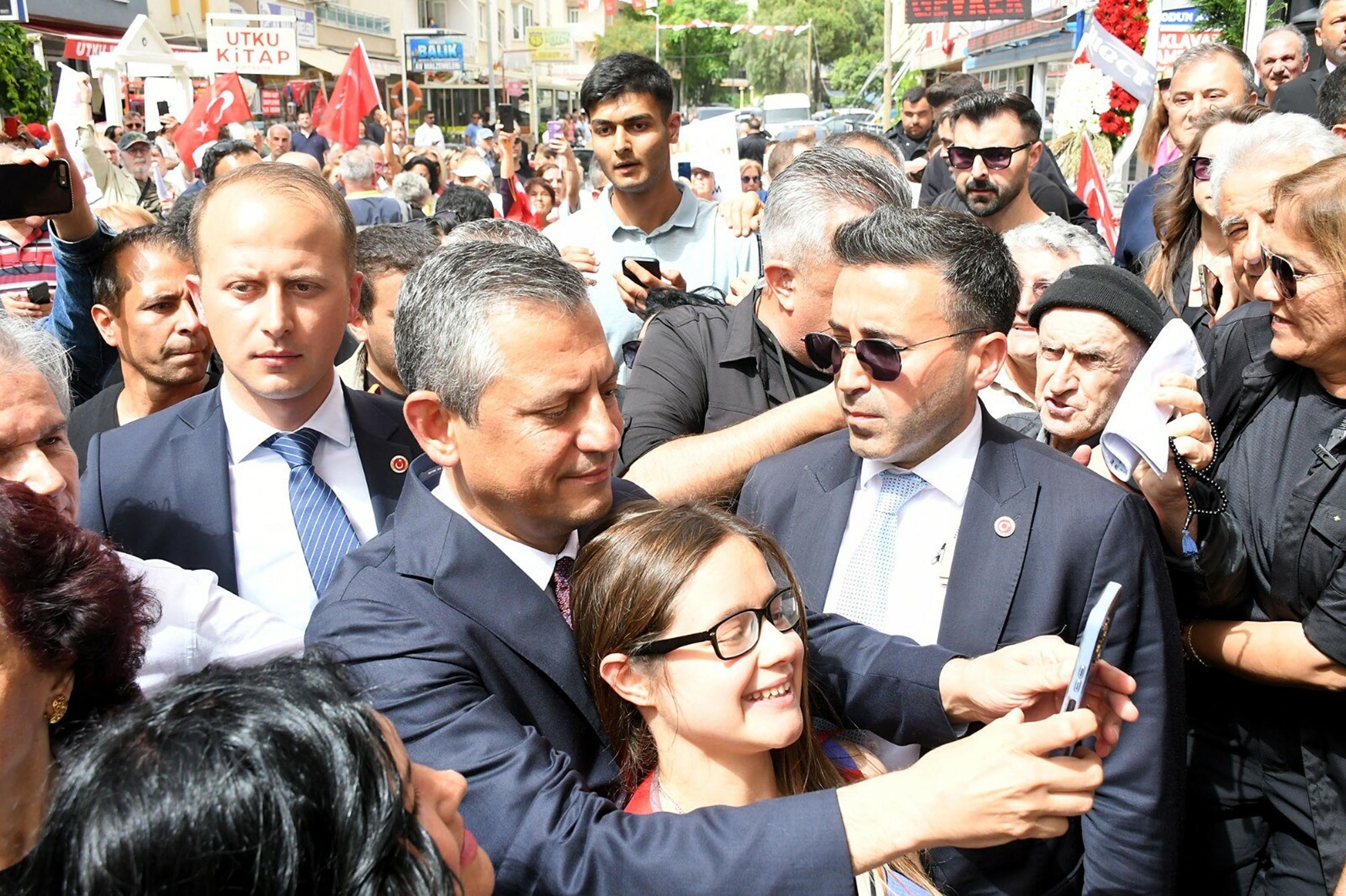 Özgür Özel Kuşadası Konuşması