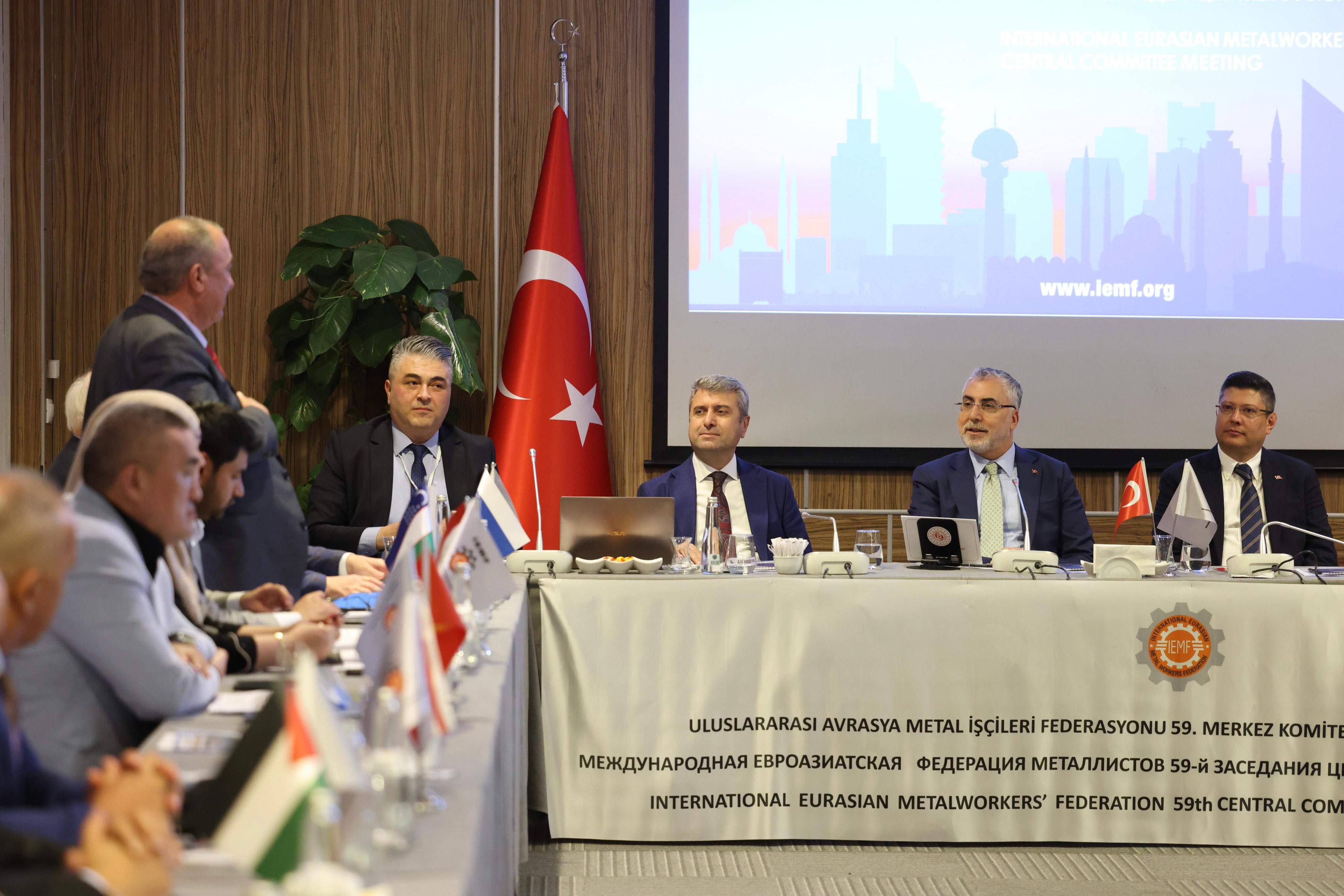 Vedat Işıkhan