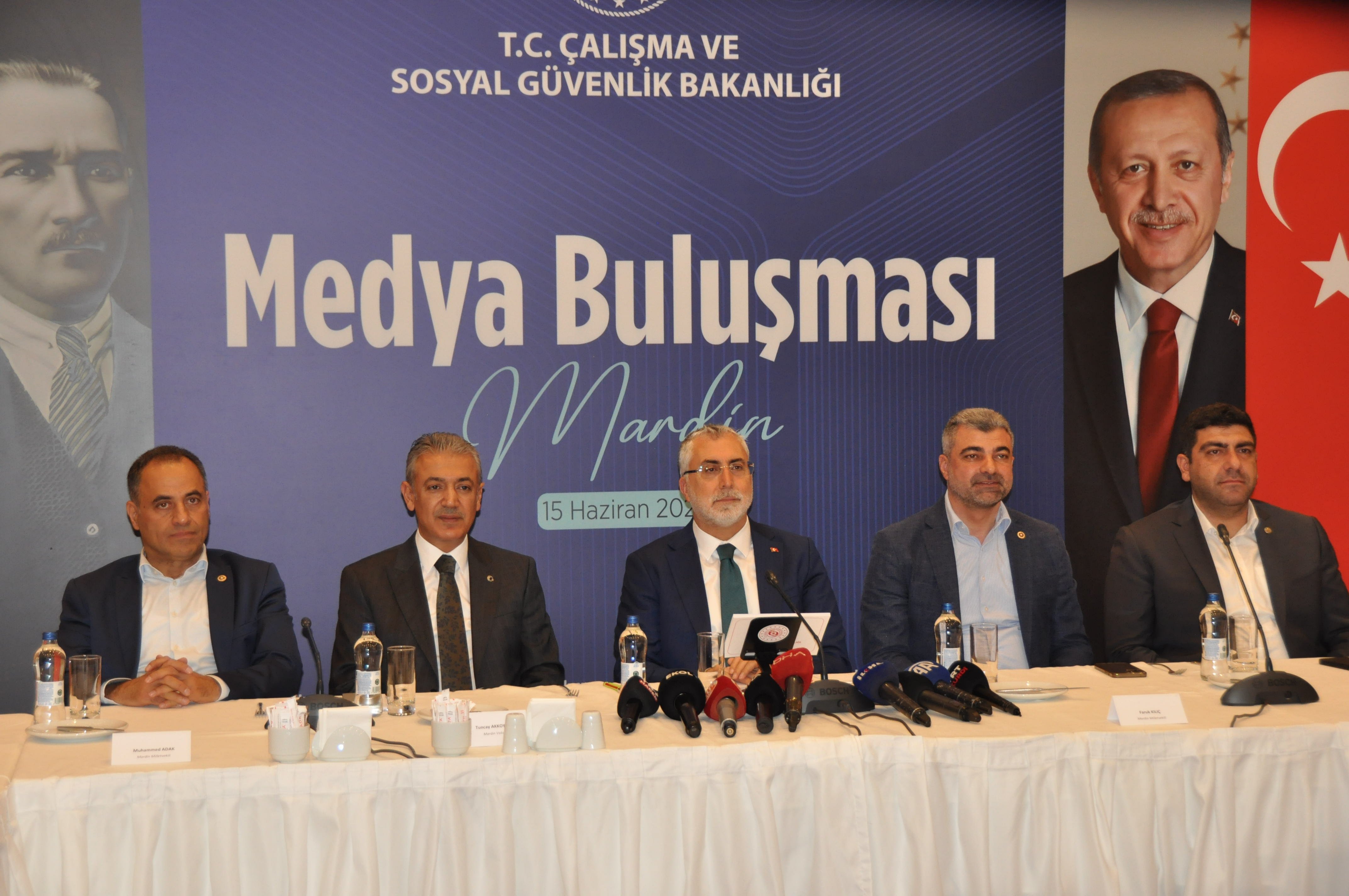 Bakan Vedat Işıkhan