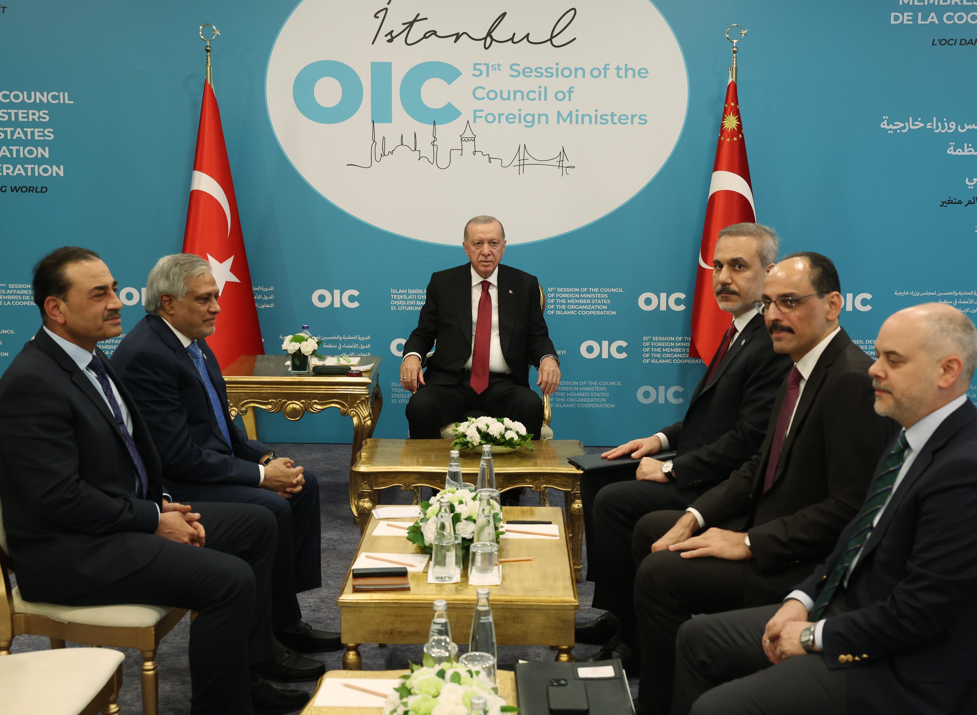 Cumhurbaşkanı Erdoğan Pakistan heyeti ile görüşüyor
