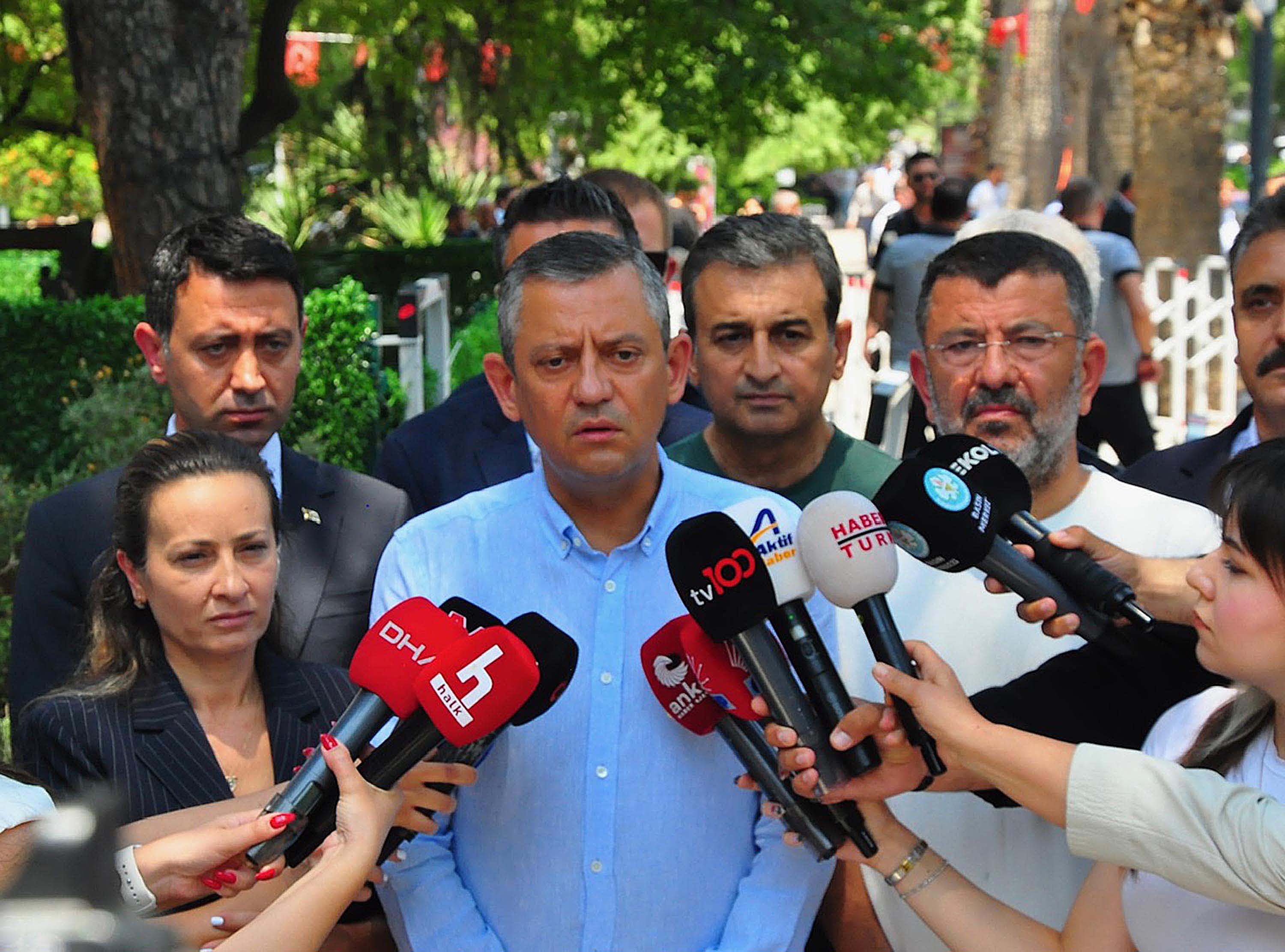 Özgür Özel
