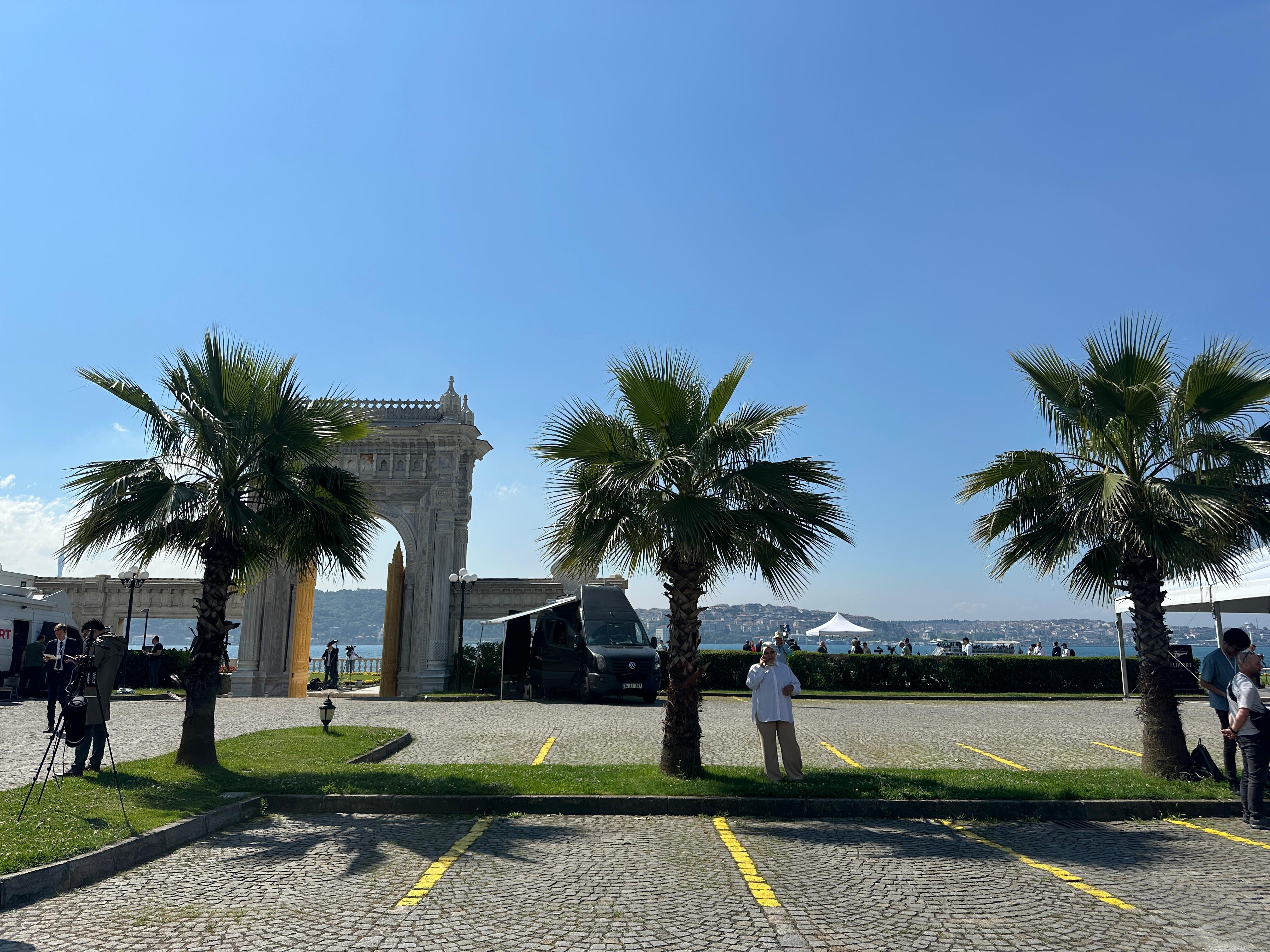 Çırağan Sarayı Görüşmeleri