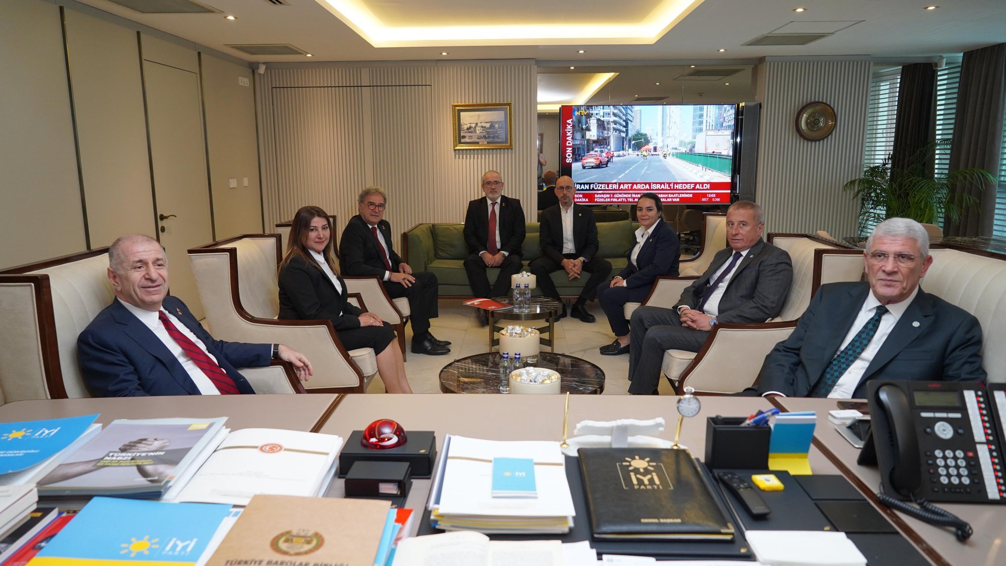 Ümit Özdağ ve Müsavat Dervişoğlu görüşmesi