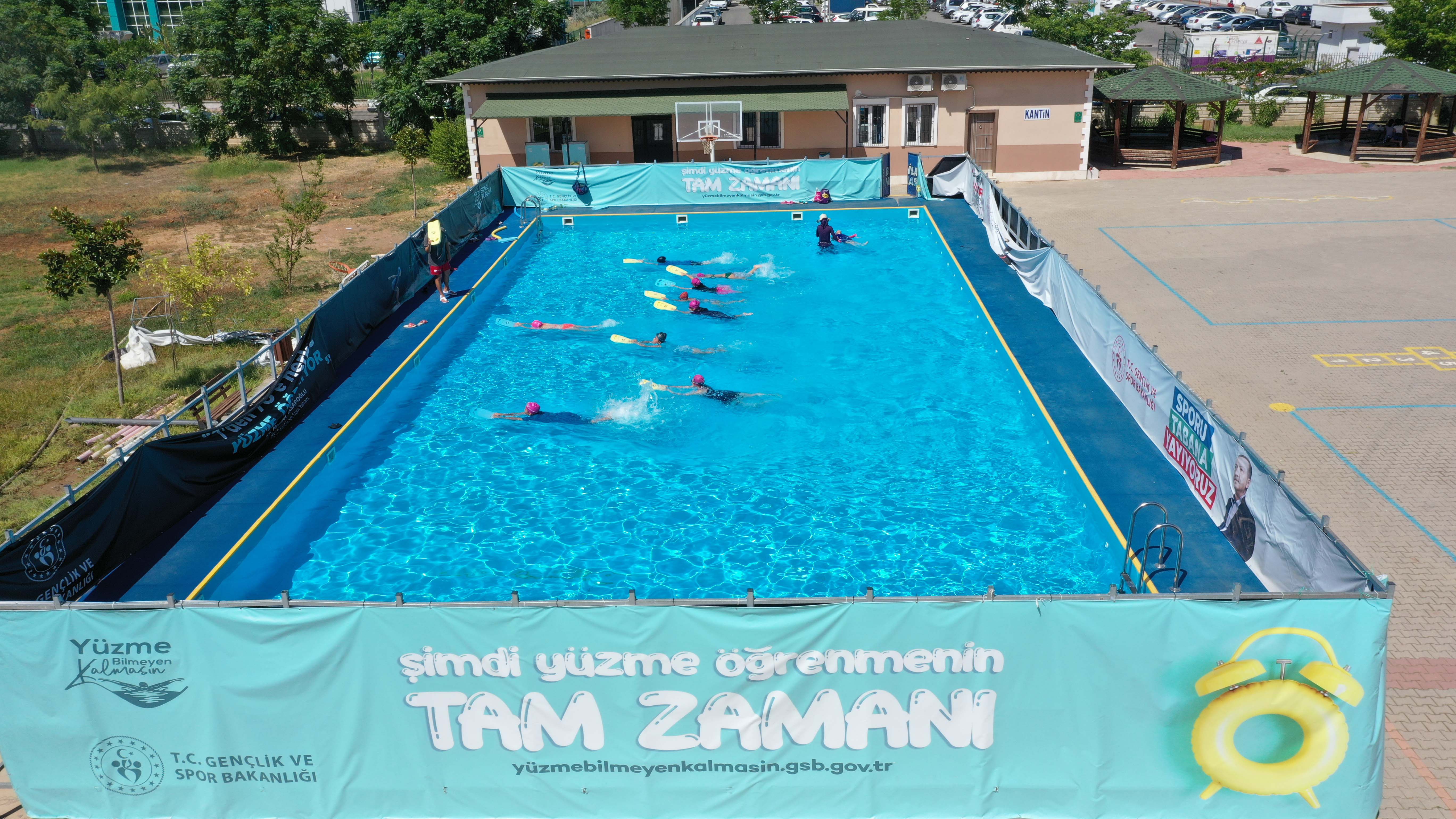 Kırsalda Yüzme Eğitimi