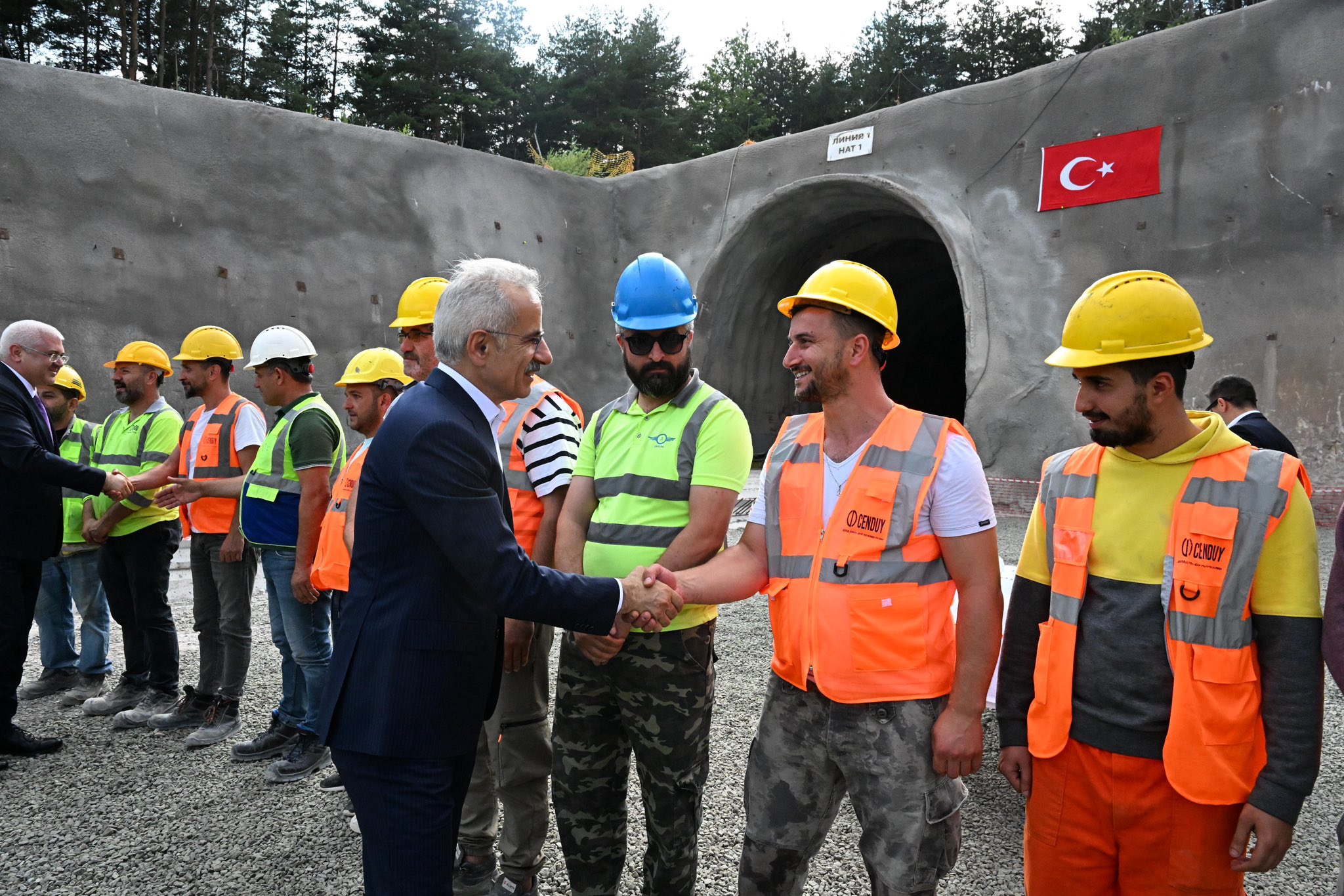 Bakan Uraloğlu Duygu İnşaat ziyareti