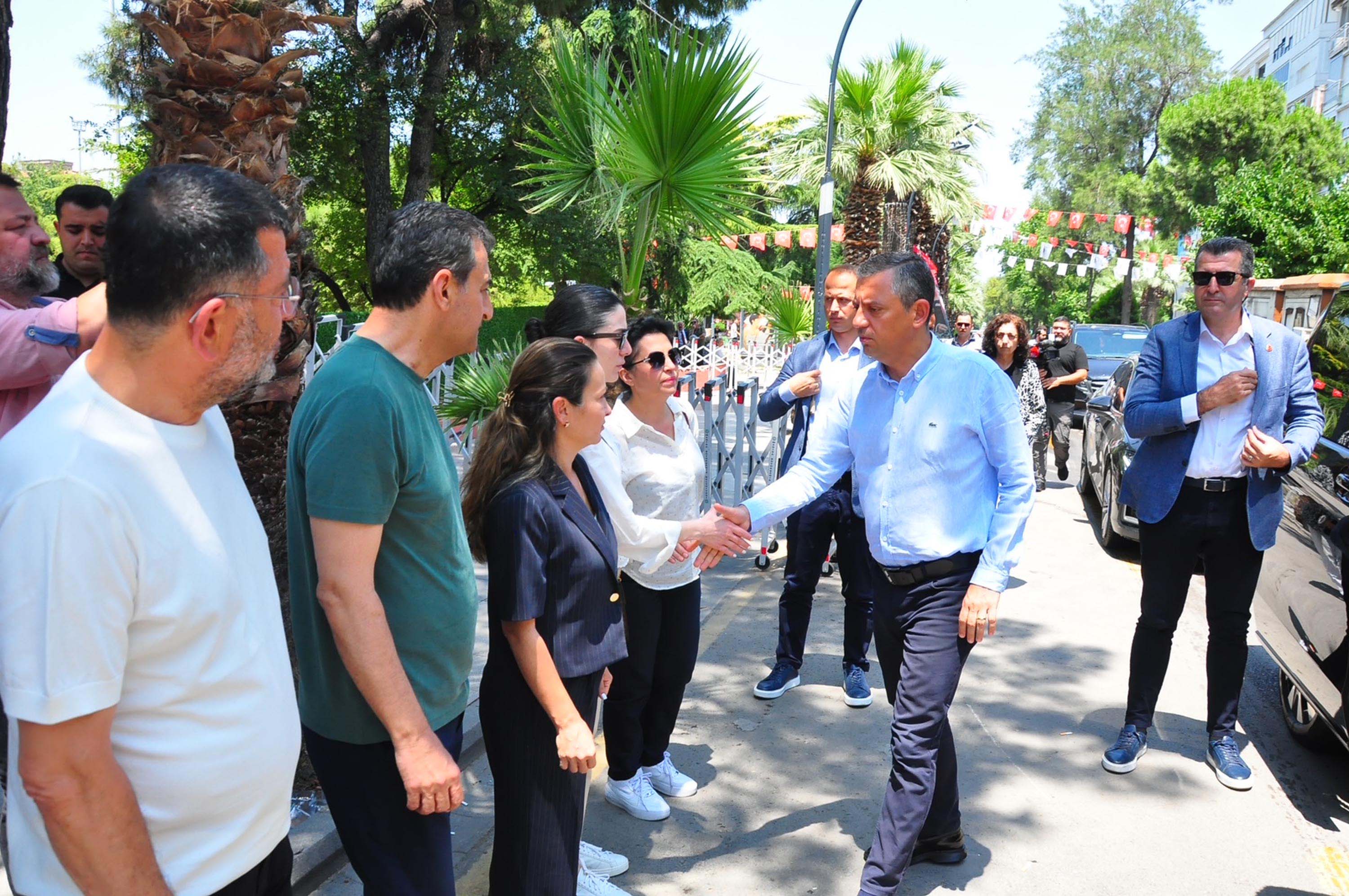 Özgür Özel ve Ferdi Zeyrek