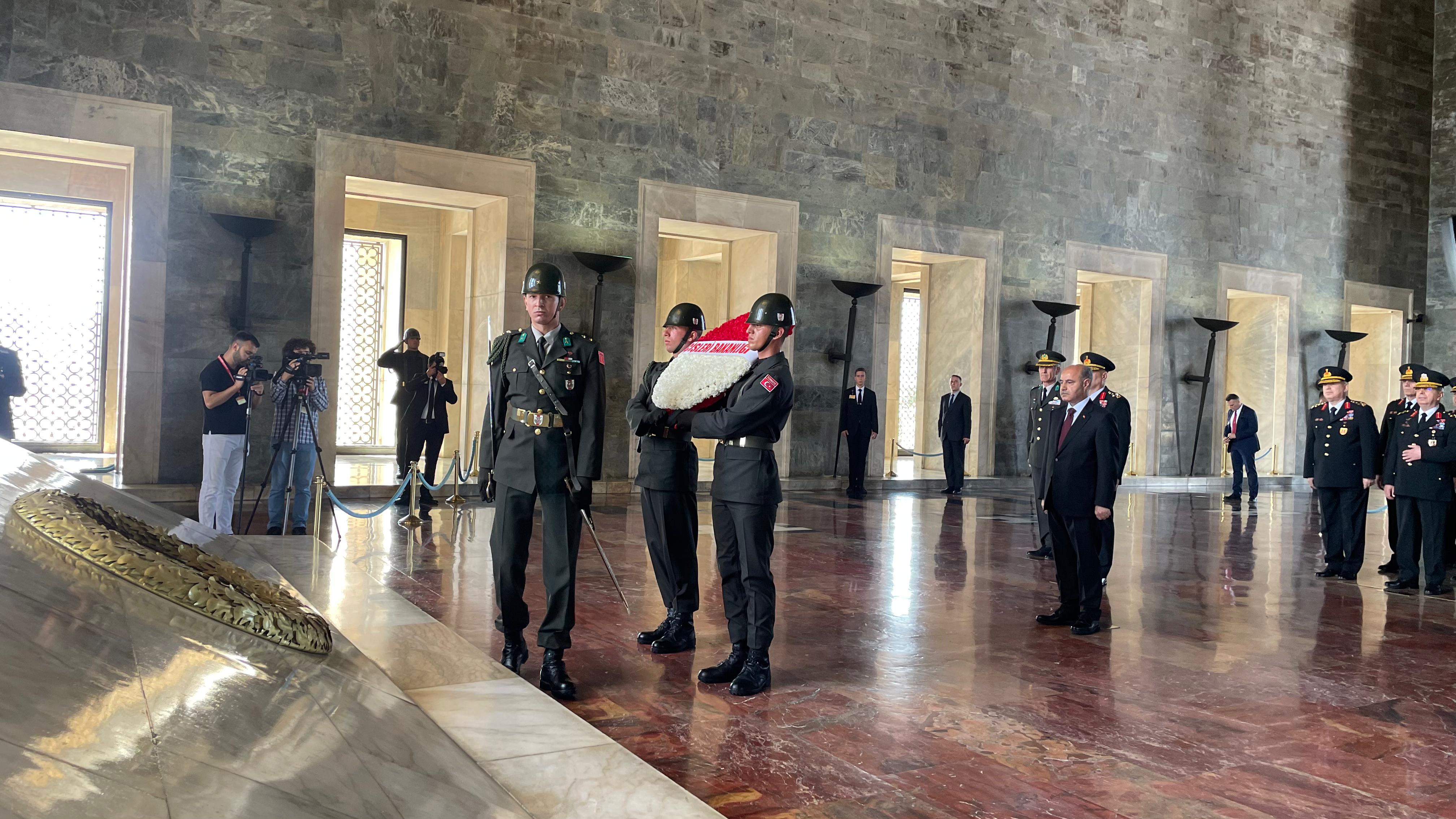 Jandarma Teşkilatı Anıtkabir ziyareti