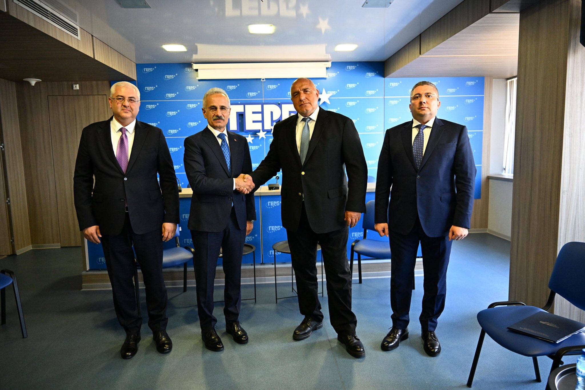 Bakan Uraloğlu ve Borisov görüşmesi