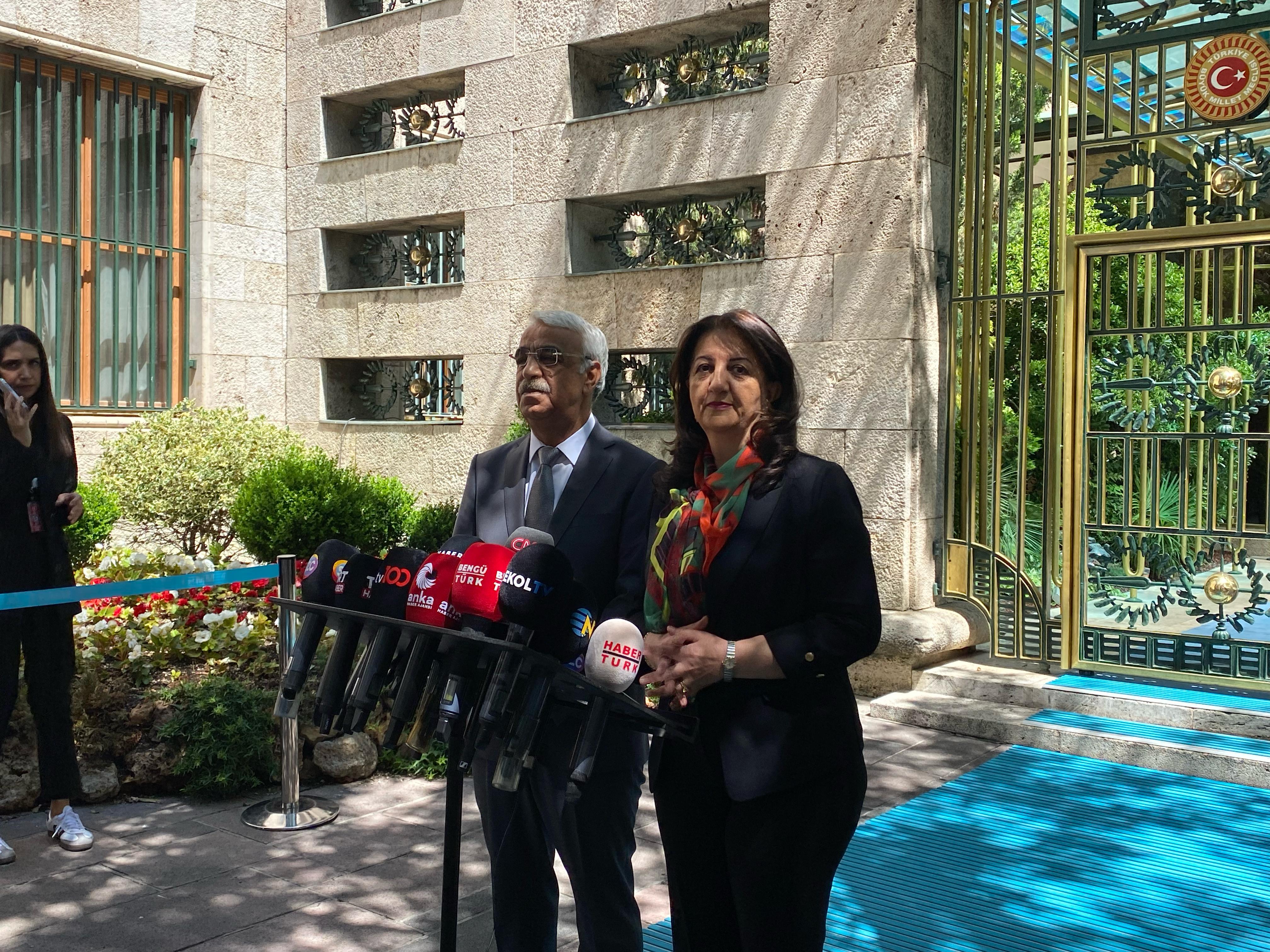Numan Kurtulmuş DEM Parti heyetini kabul etti