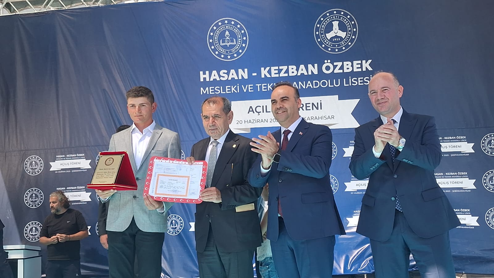 Bakan Kacır
