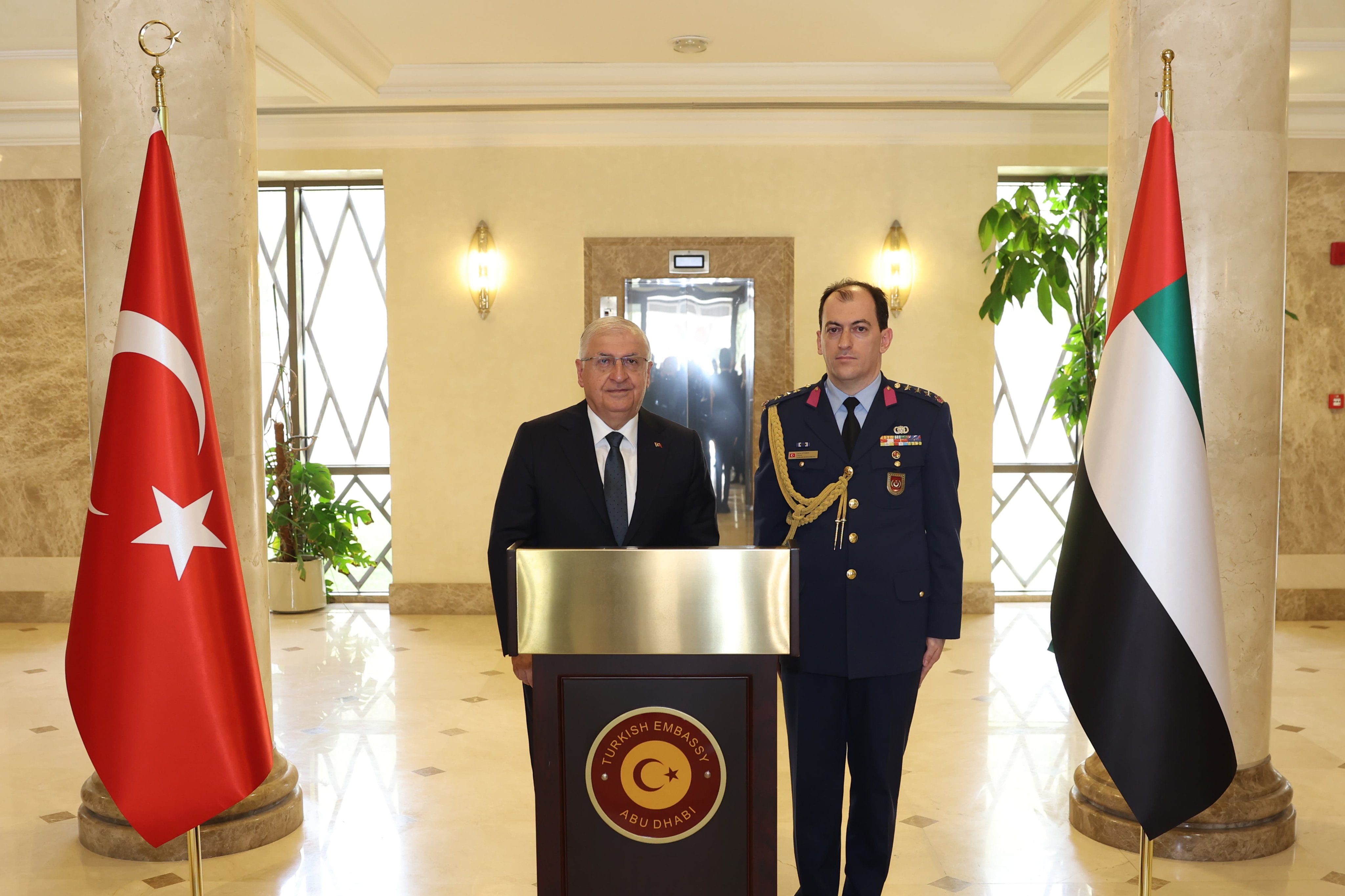 Milli Savunma Bakanı Yaşar Güler Abu Dabi Büyükelçiliği ziyareti
