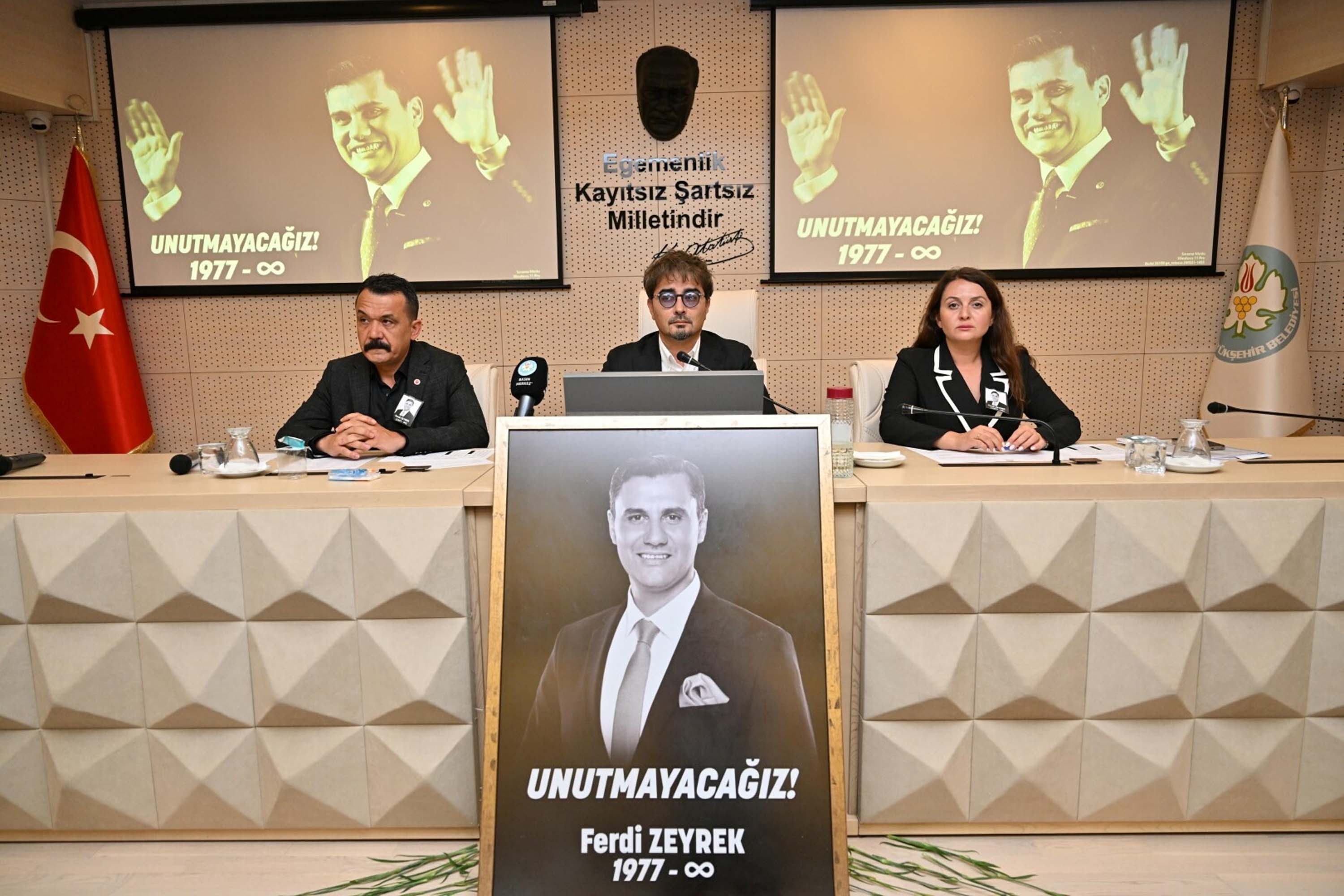 Besim Dutlulu biyografi