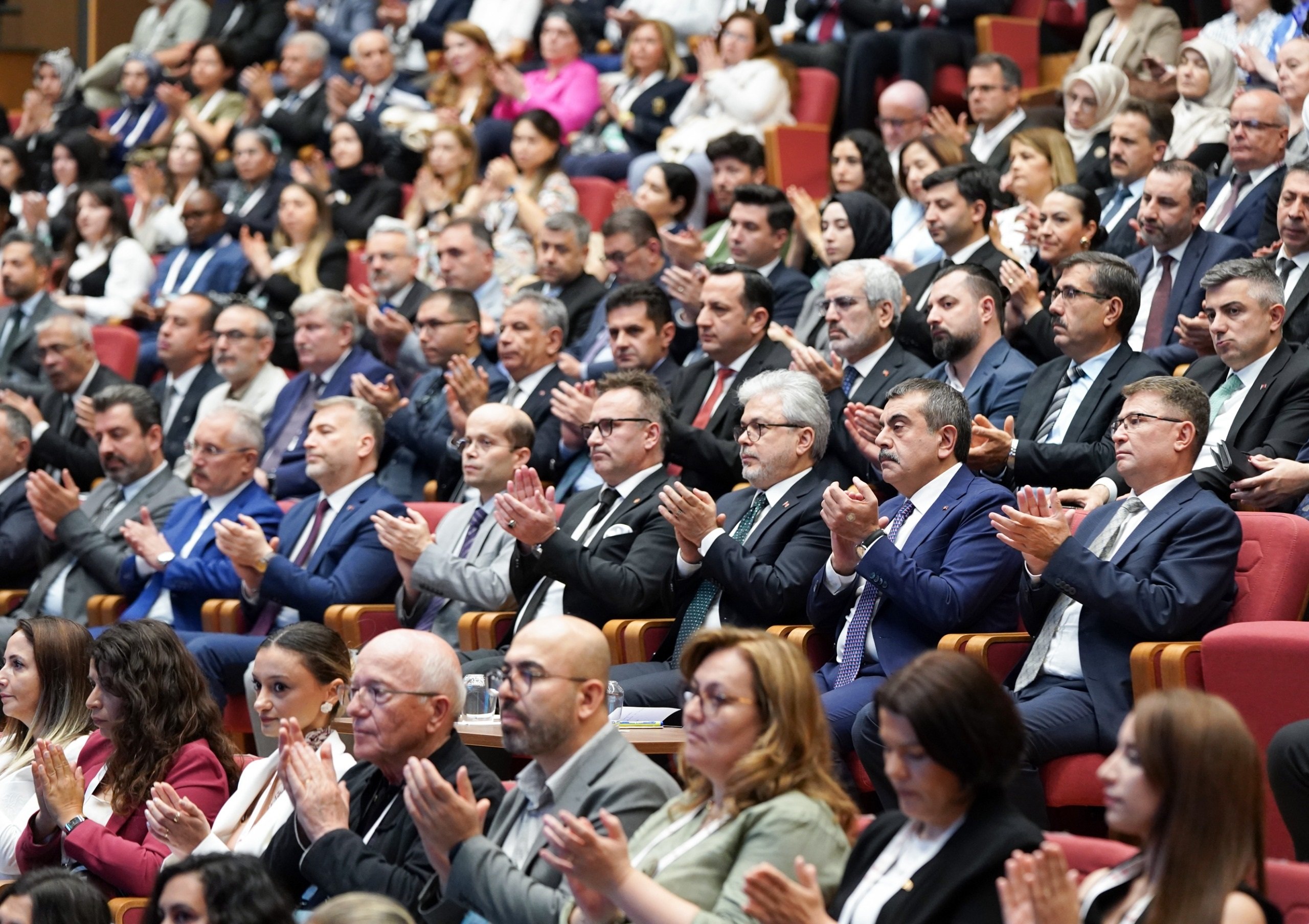 Eğitim Kongresi Katılımcıları