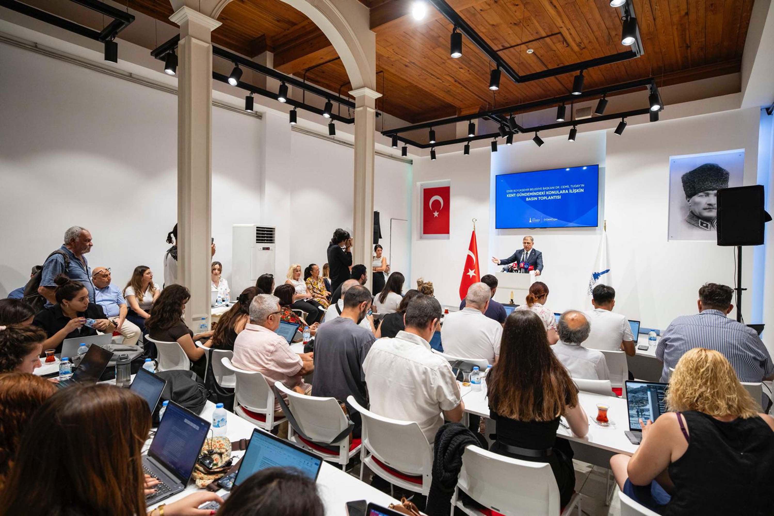 İzmir Büyükşehir Belediyesi