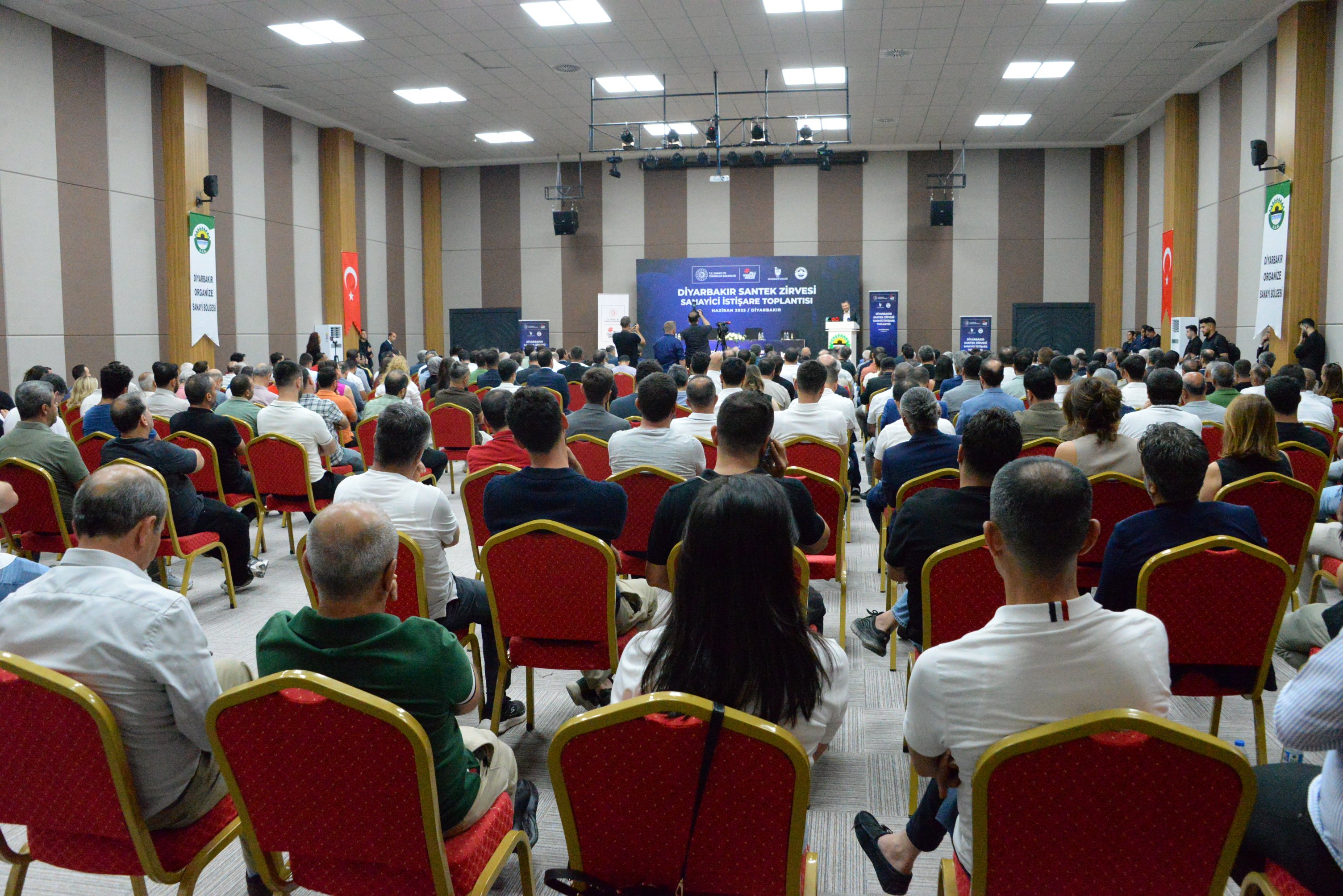 Sanayici İstişare Toplantısı