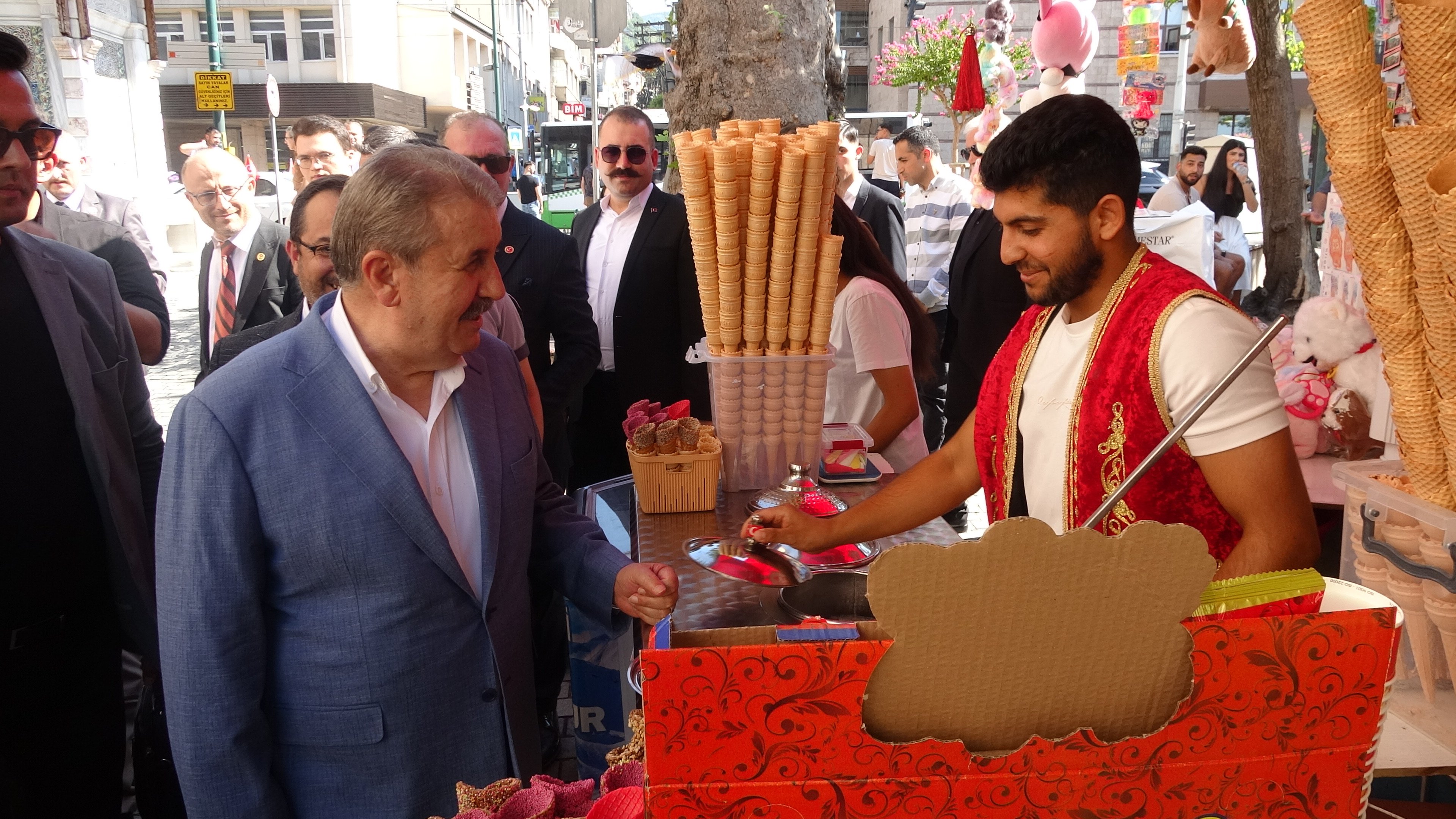 BBP Genel Başkanı Mustafa Destici esnaf ziyareti