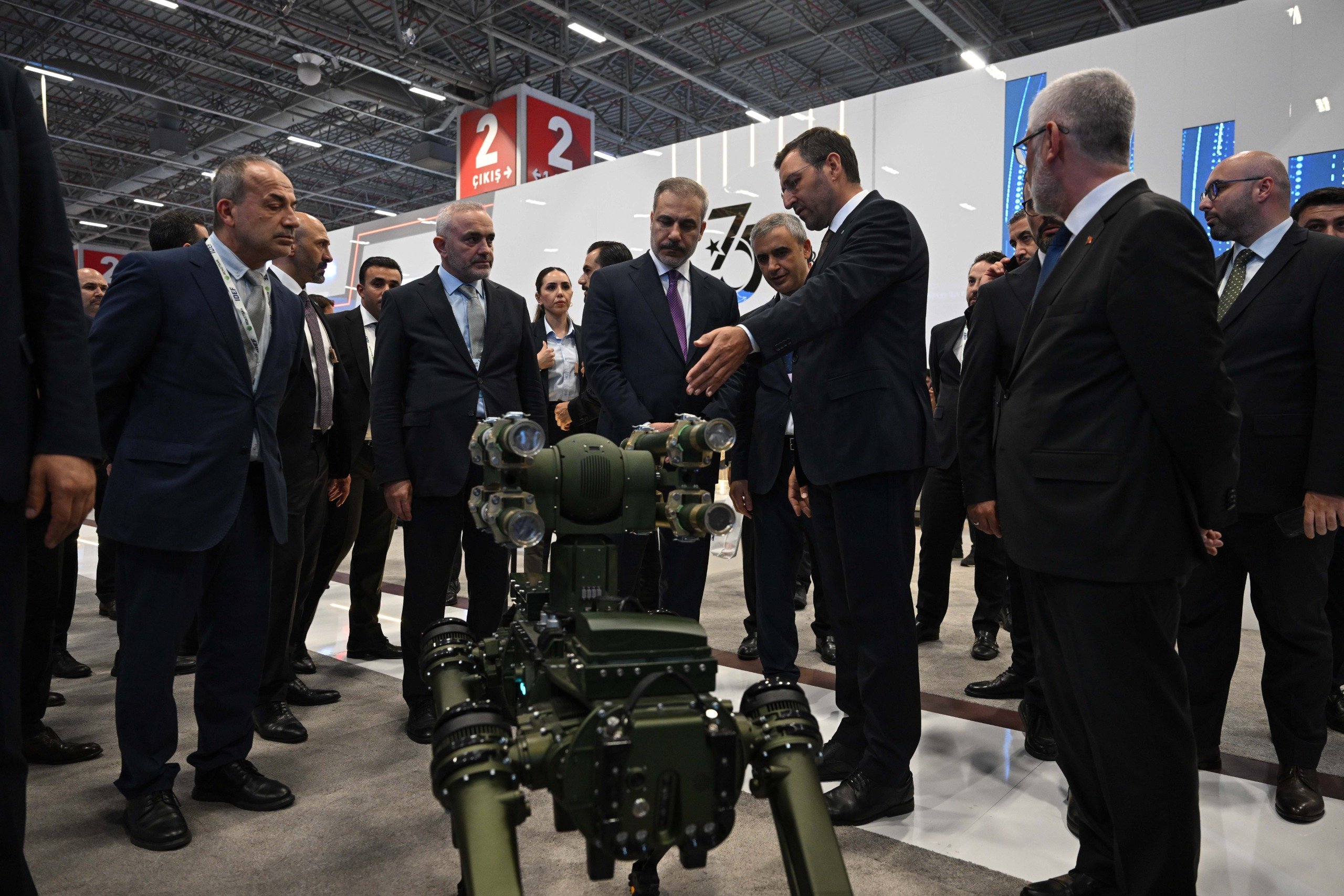 Hakan Fidan ve Yaşar Güler IDEF 2025