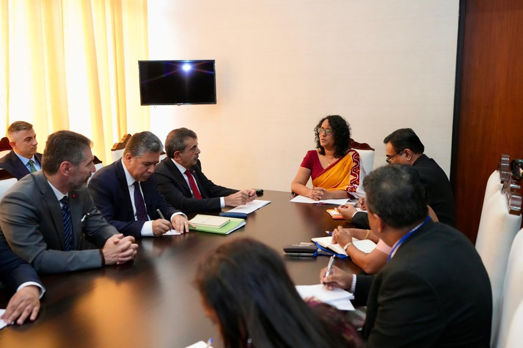 Milli Eğitim Bakanı Tekin Sri Lanka ziyareti