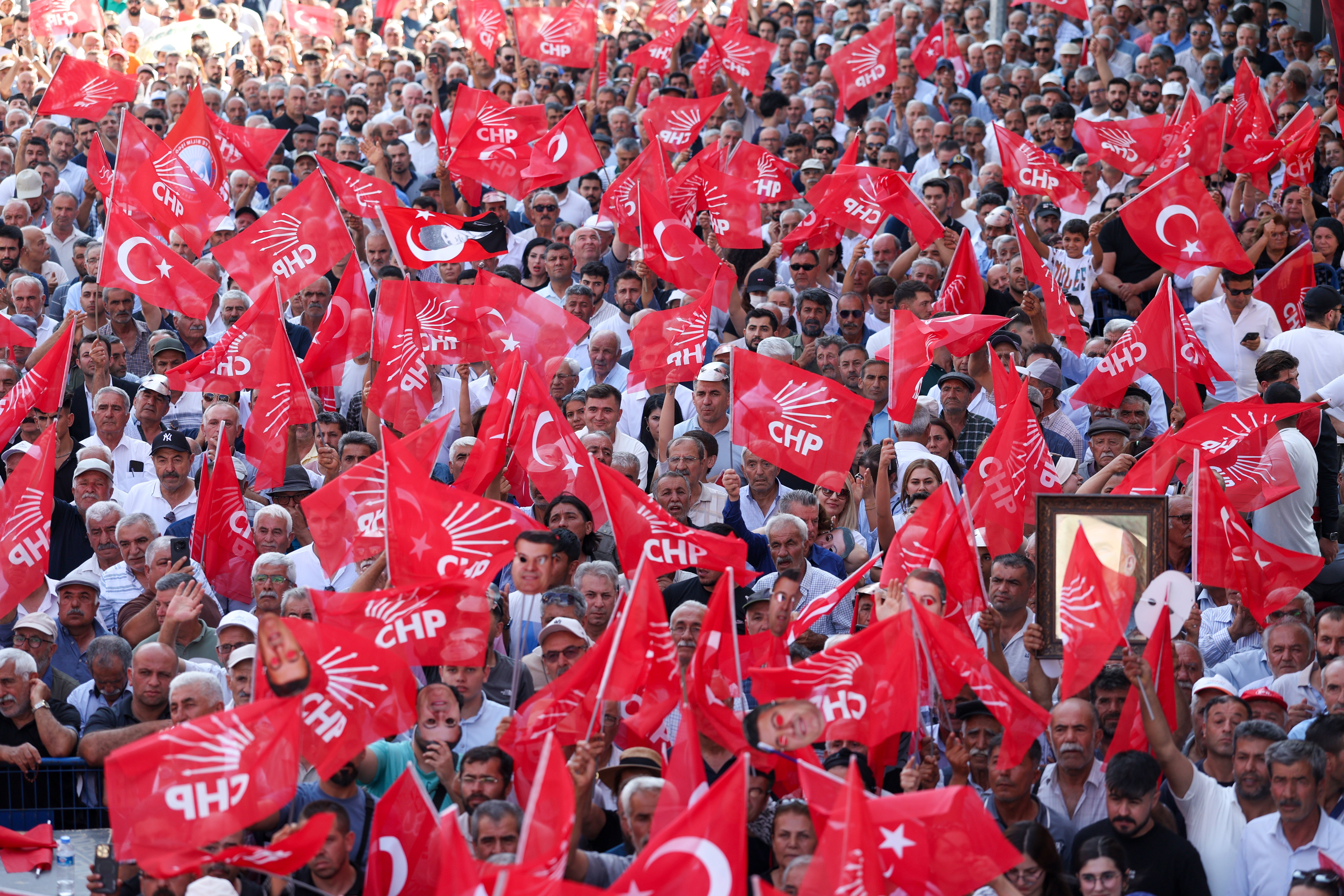 Abdurrahman Tutdere ev hapsi