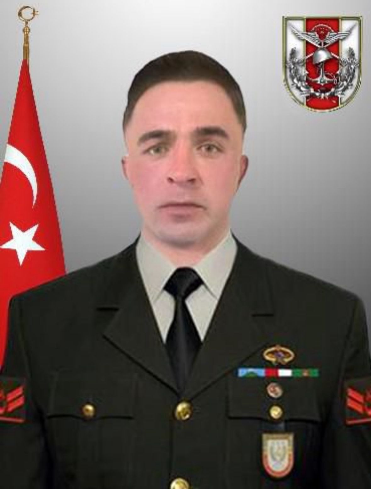 Şehit Uzman Çavuş Kani Obi için düzenlenen tören