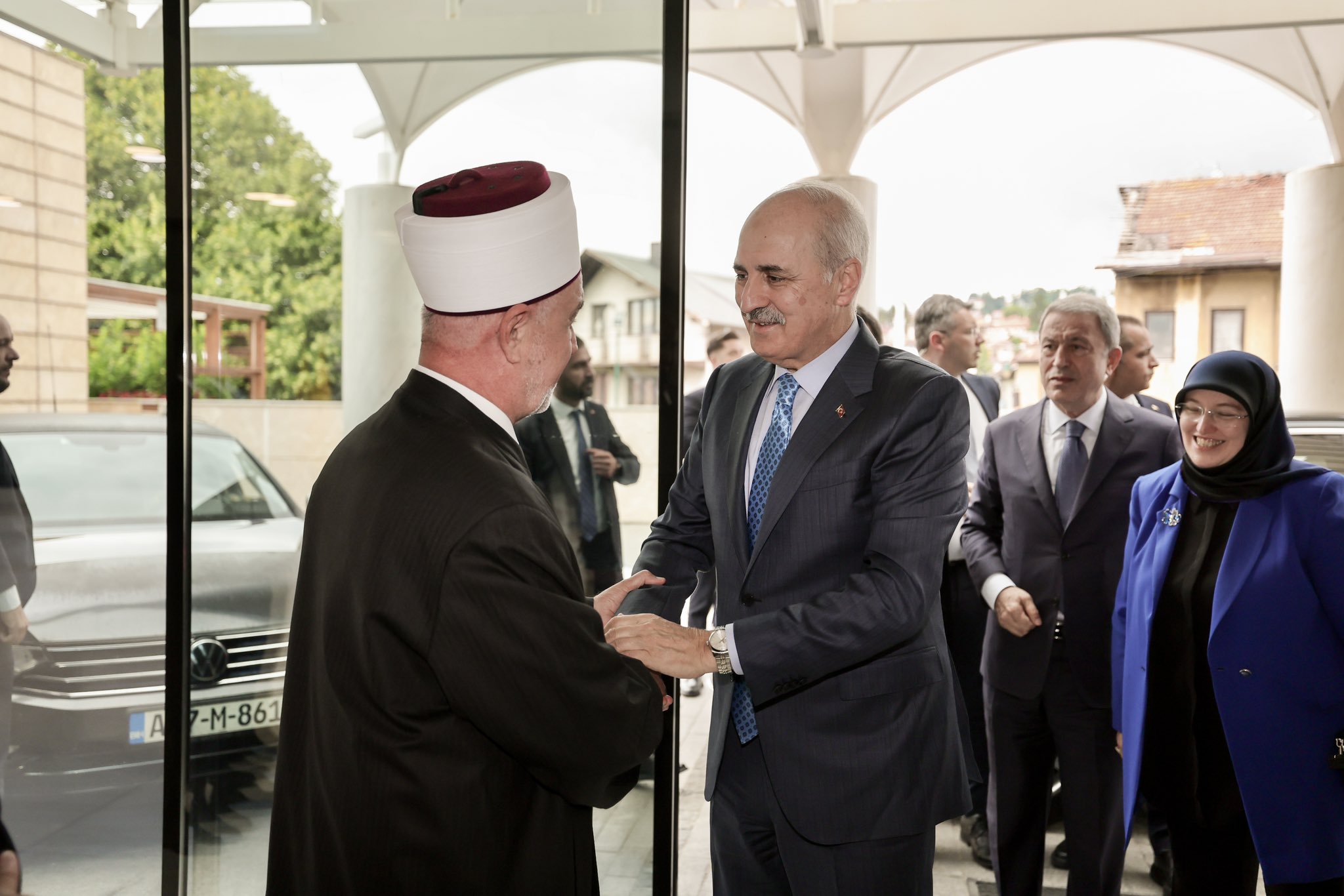 TBMM Başkanı Numan Kurtulmuş Bosna Hersek İslam Birliği Başkanı Hüseyin Kavazoviç ile görüşüyor