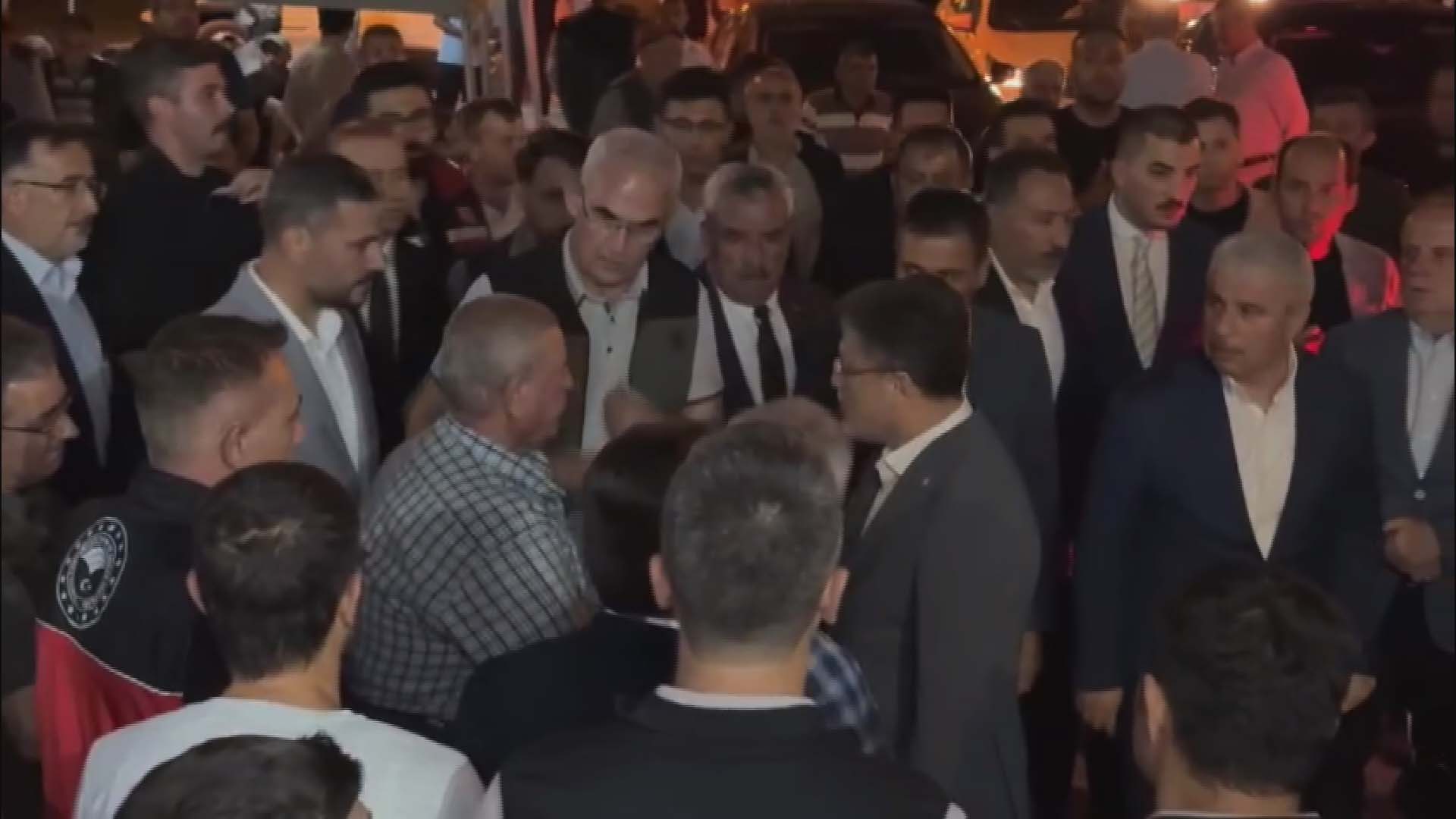 Bakan Yumaklı Şehit Ailesini Ziyaret Etti
