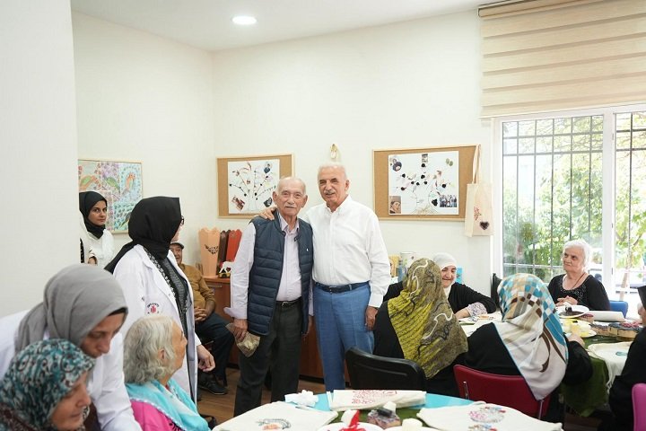 Ümraniye Belediyesi Aktif Yaş Al Projesi